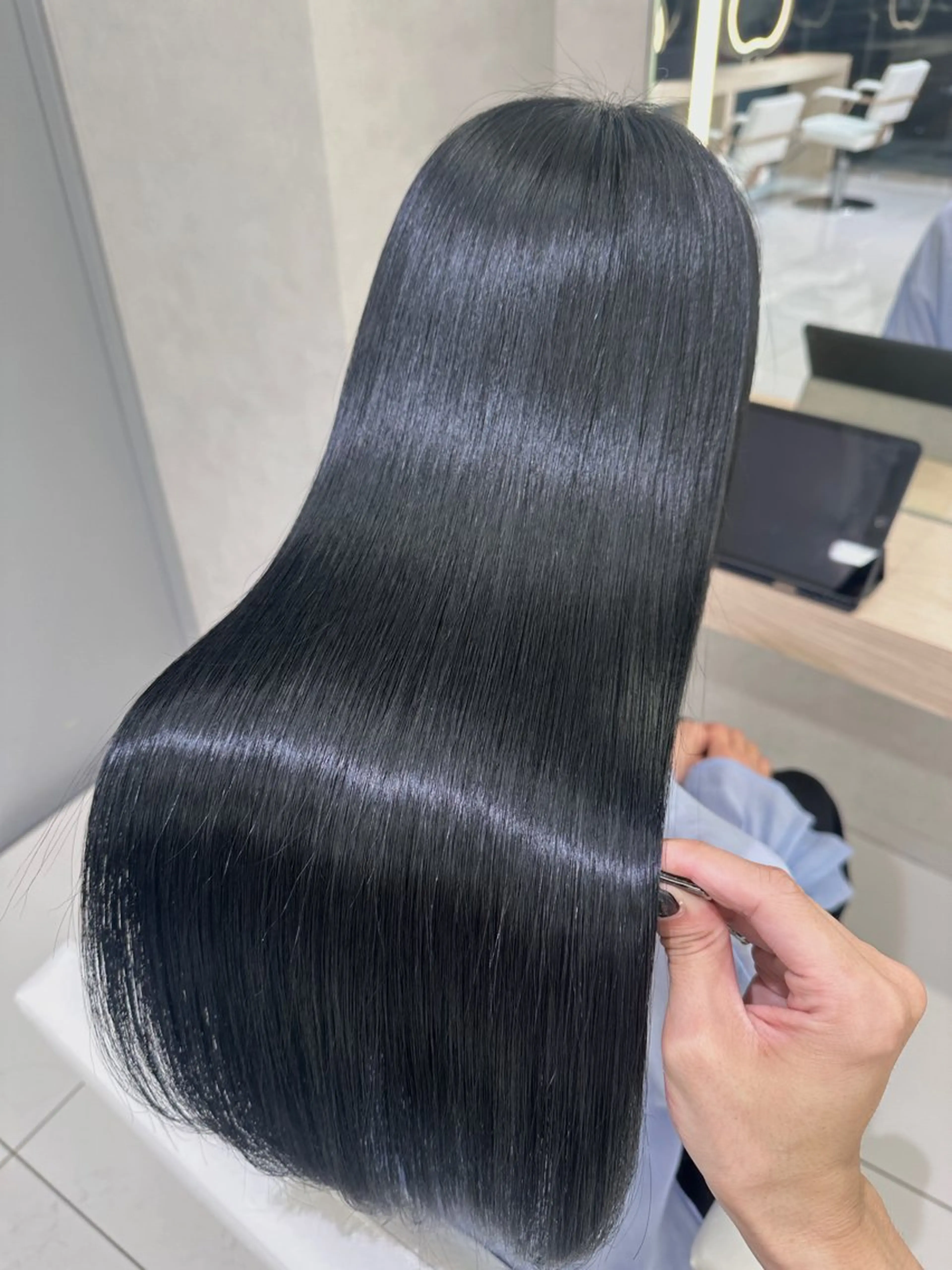 ロング カット 縮毛矯正 トリートメント レイヤー×韓国 🇰🇷鈴木啓太のヘアスタイル