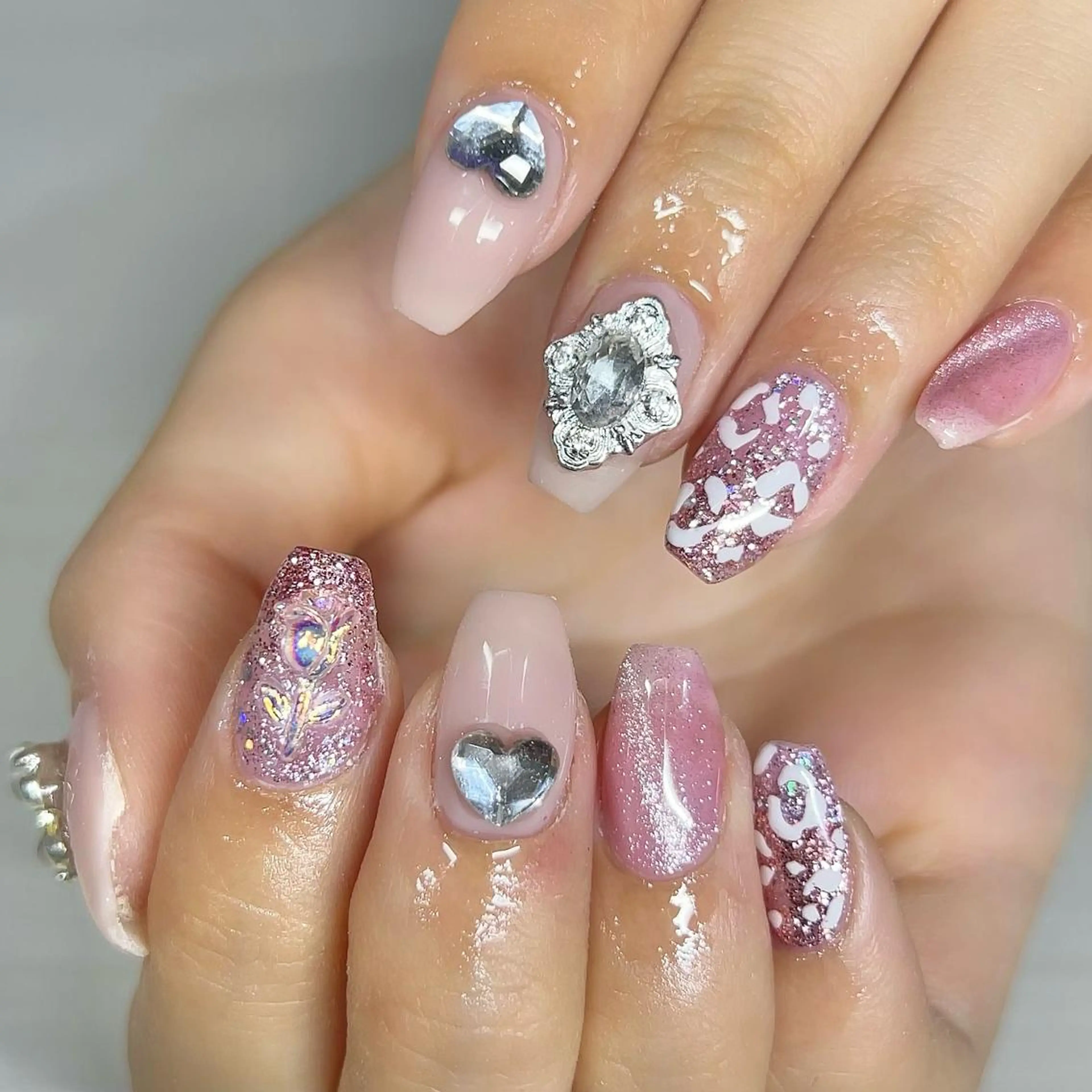 ネイル ピンク ハンドネイル 【Yappy🌈】 💖P-tanaのネイルデザイン