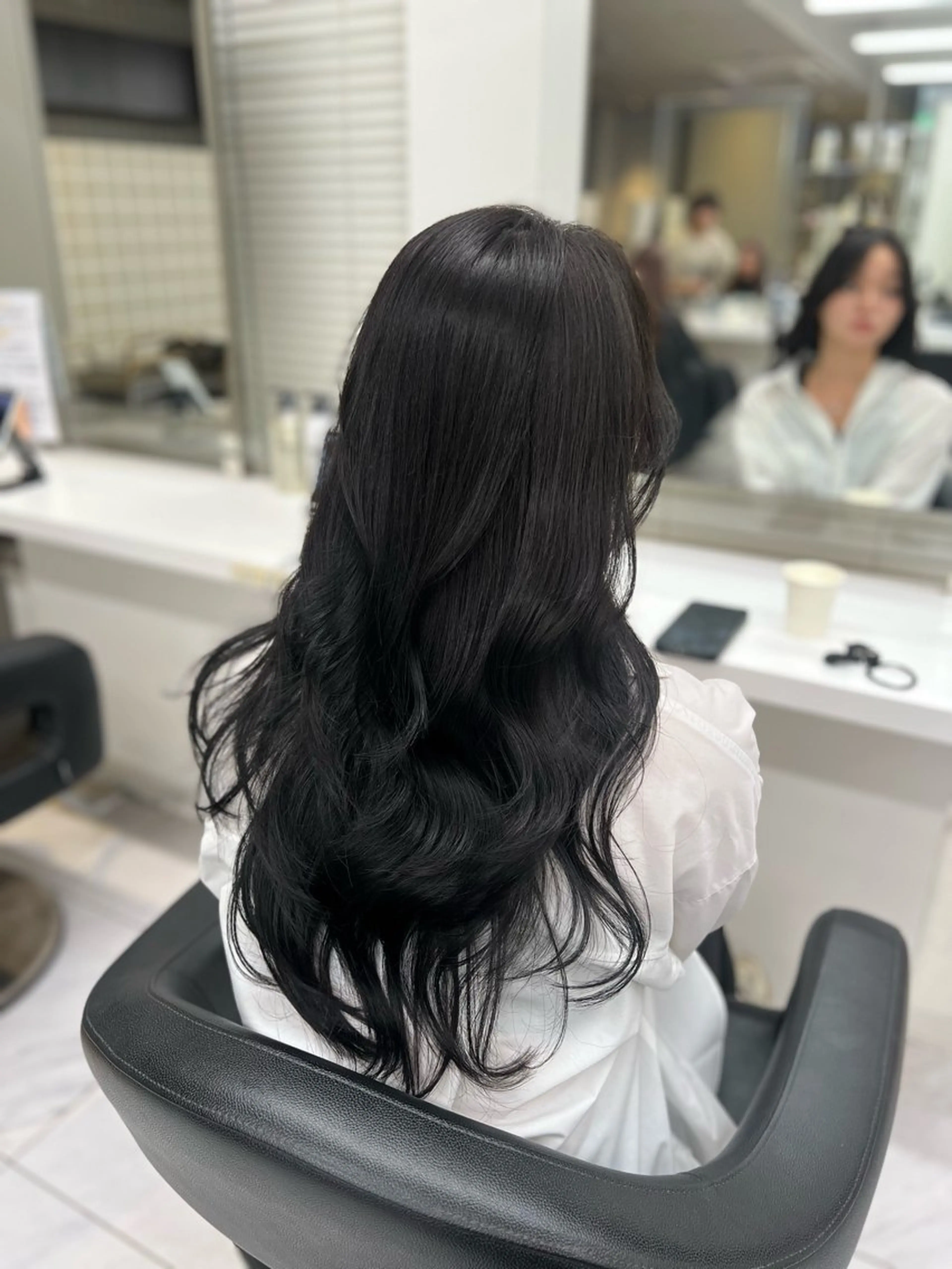 ロング カラー ヘアアレンジ カット ヘアカラー トリートメント ヘッドスパ ヘアセット 透明感×韓流ハイ トーン🫧RYUTAのヘアスタイル