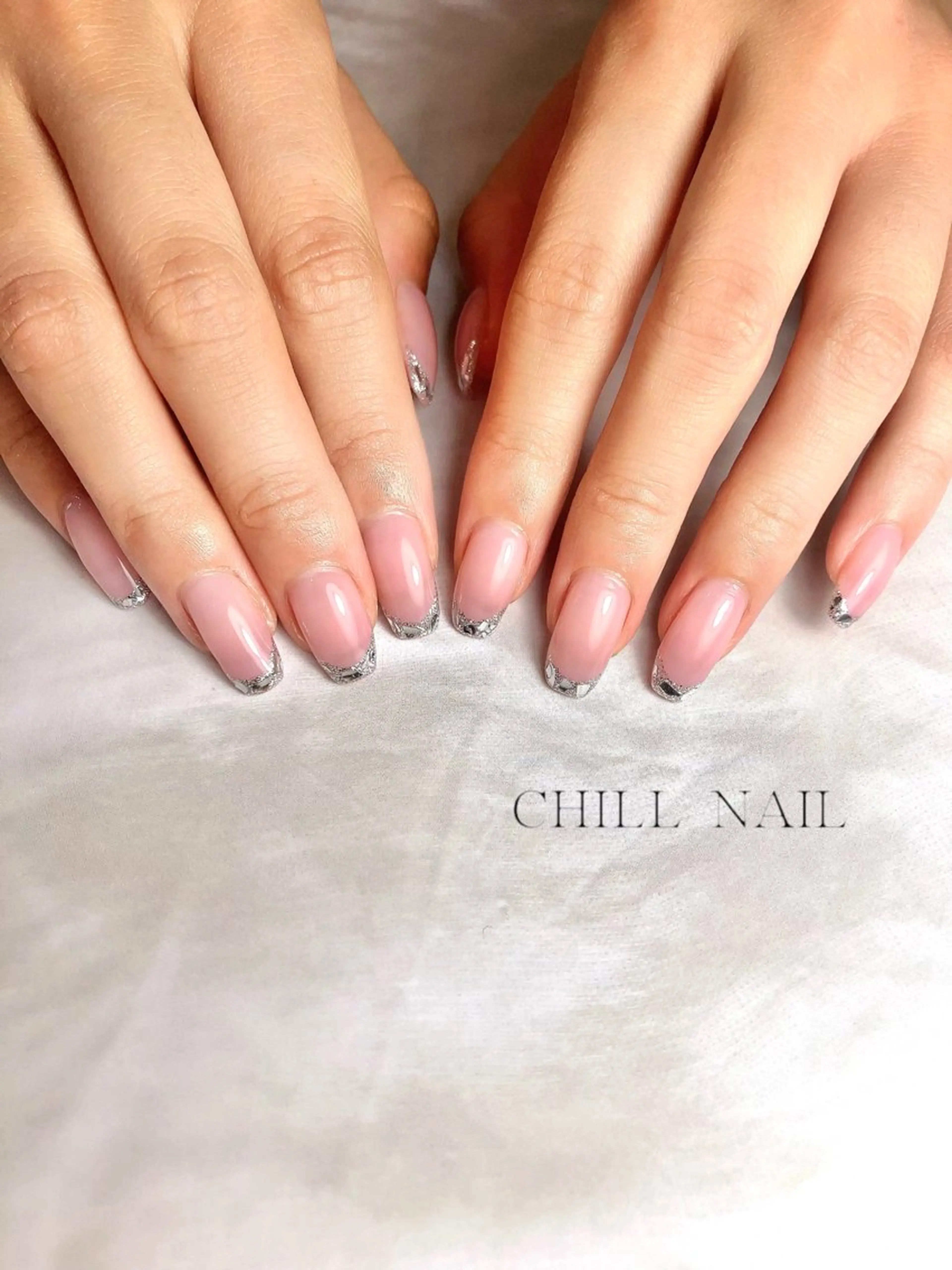 ネイル フレンチネイル ガラスフレンチ キラキラネイル CHILL NAILのネイルデザイン