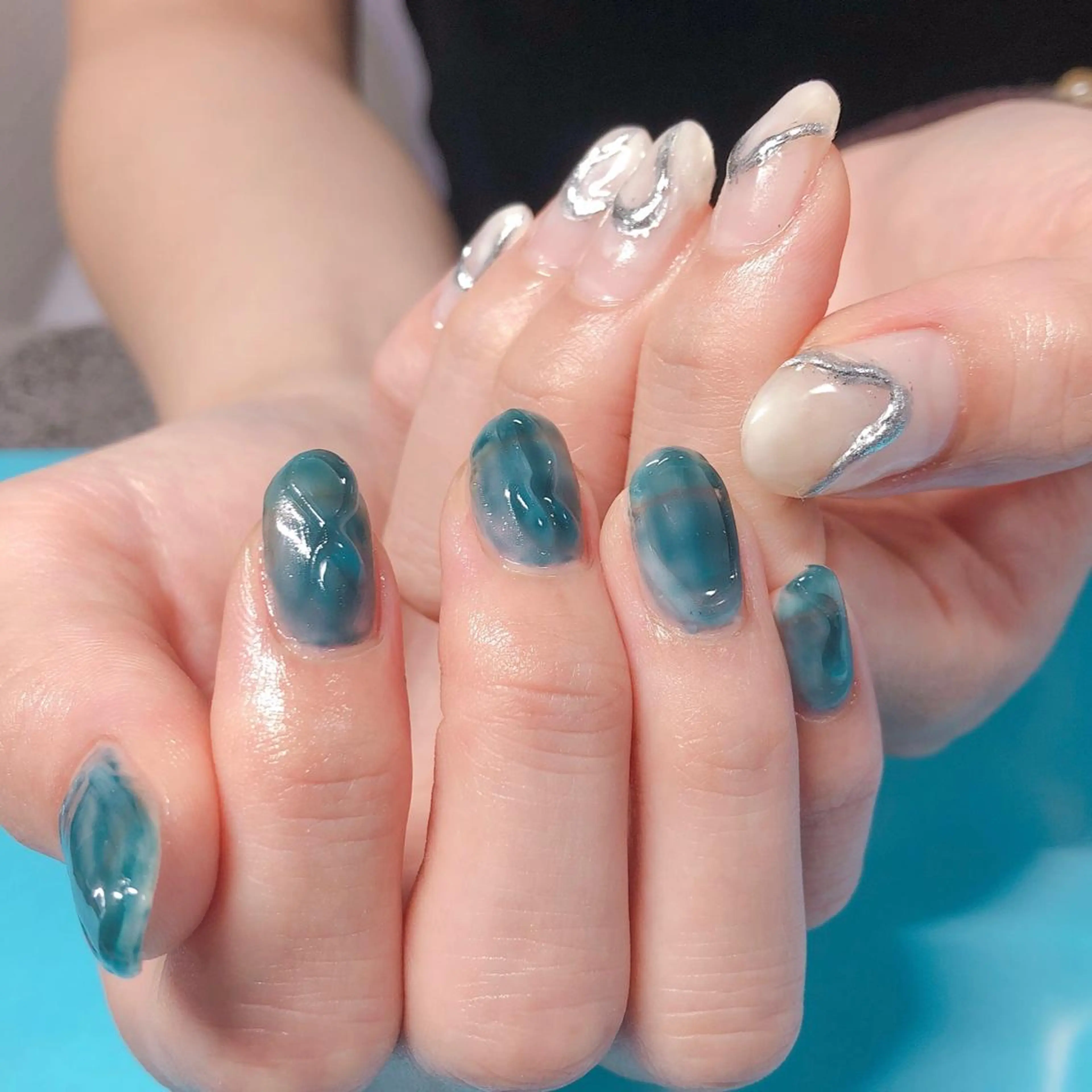 ネイル 持ち込み 奥園 良恵のネイルデザイン