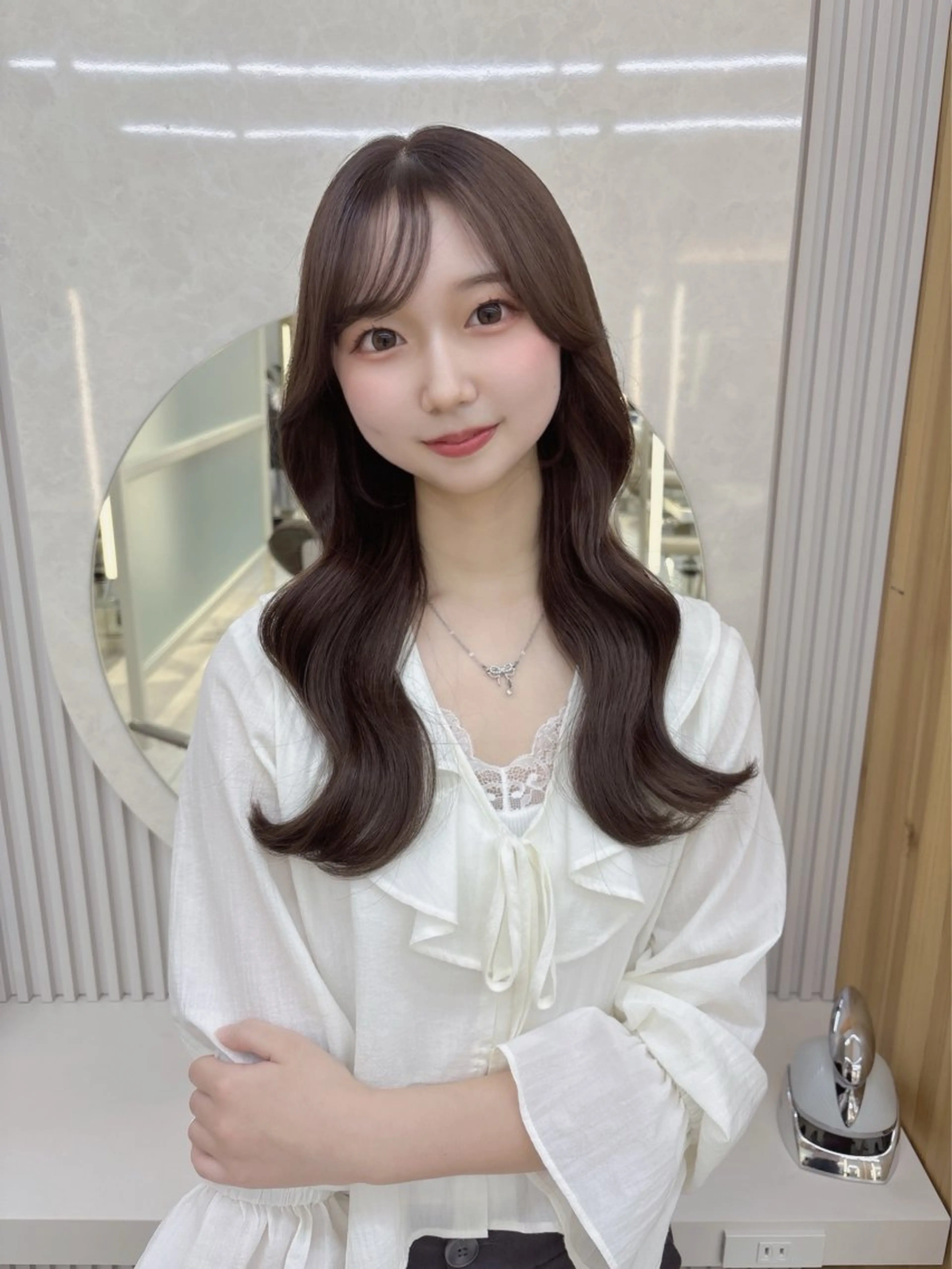 ロング カラー 鈴木 彩莉のヘアスタイル