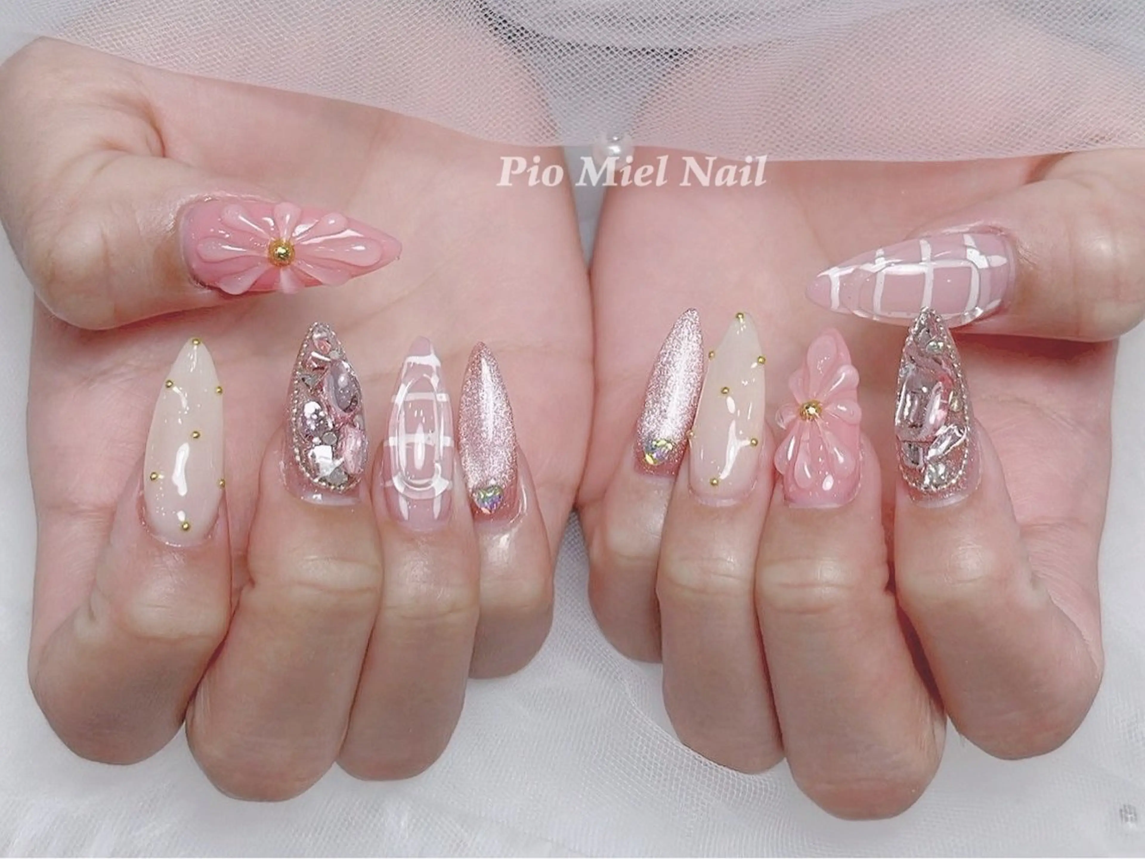 ネイル Pio Mielのネイルデザイン