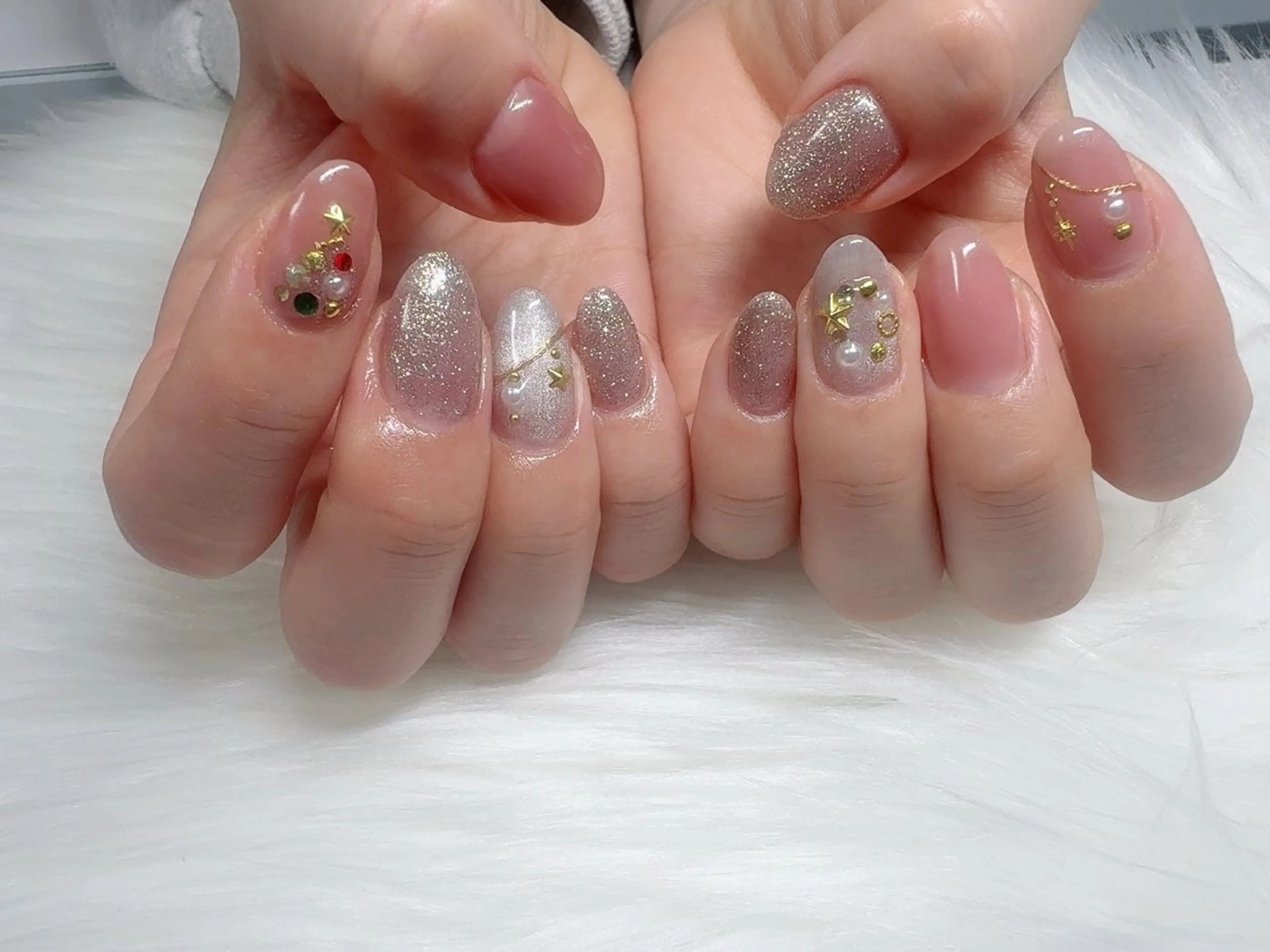 ネイル 冬ネイル クリスマス ハッピーネイル所属・ハッピーネイル 蘭のネイルデザイン