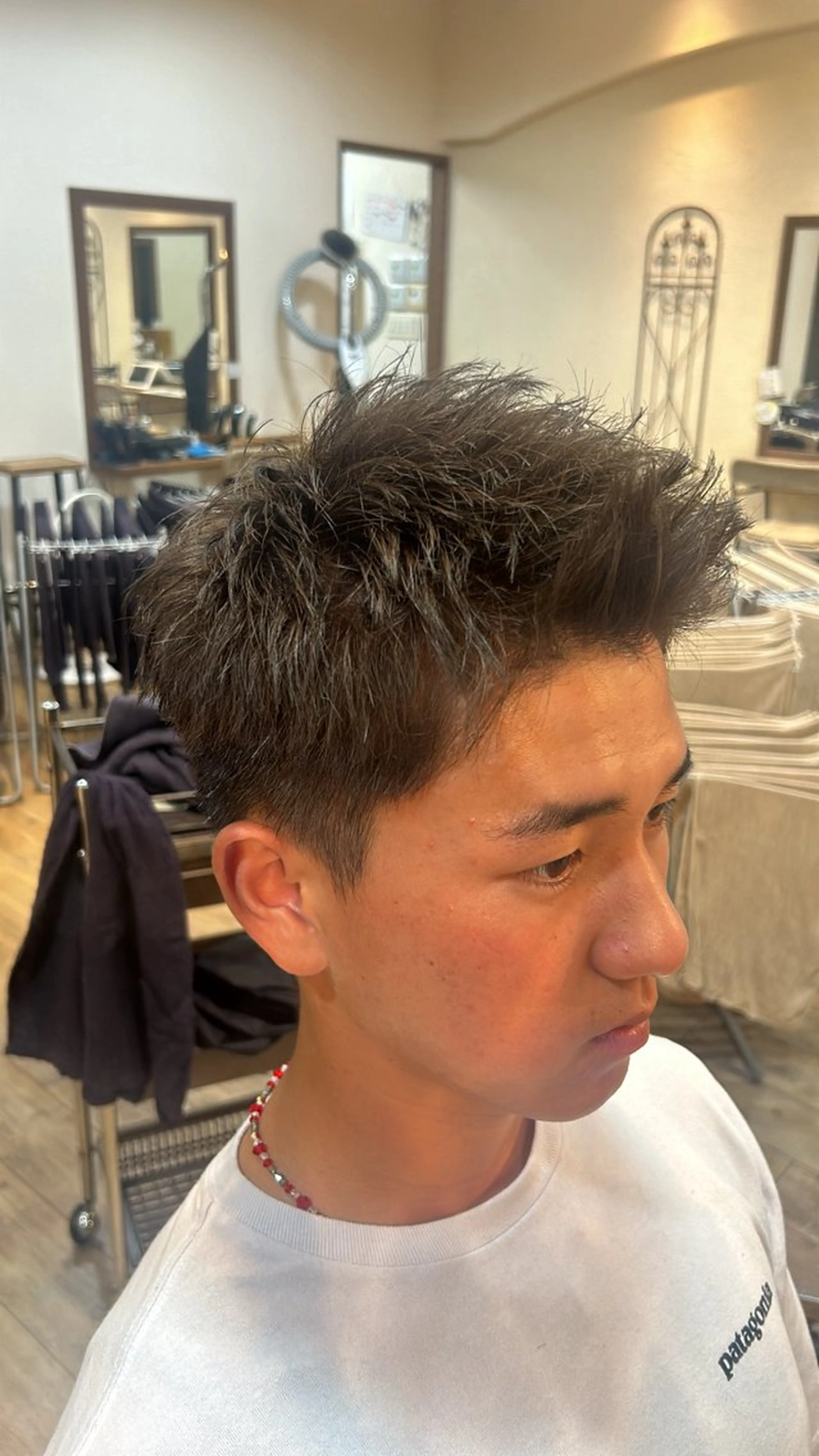 メンズ 眞鍋 祐人のヘアスタイル