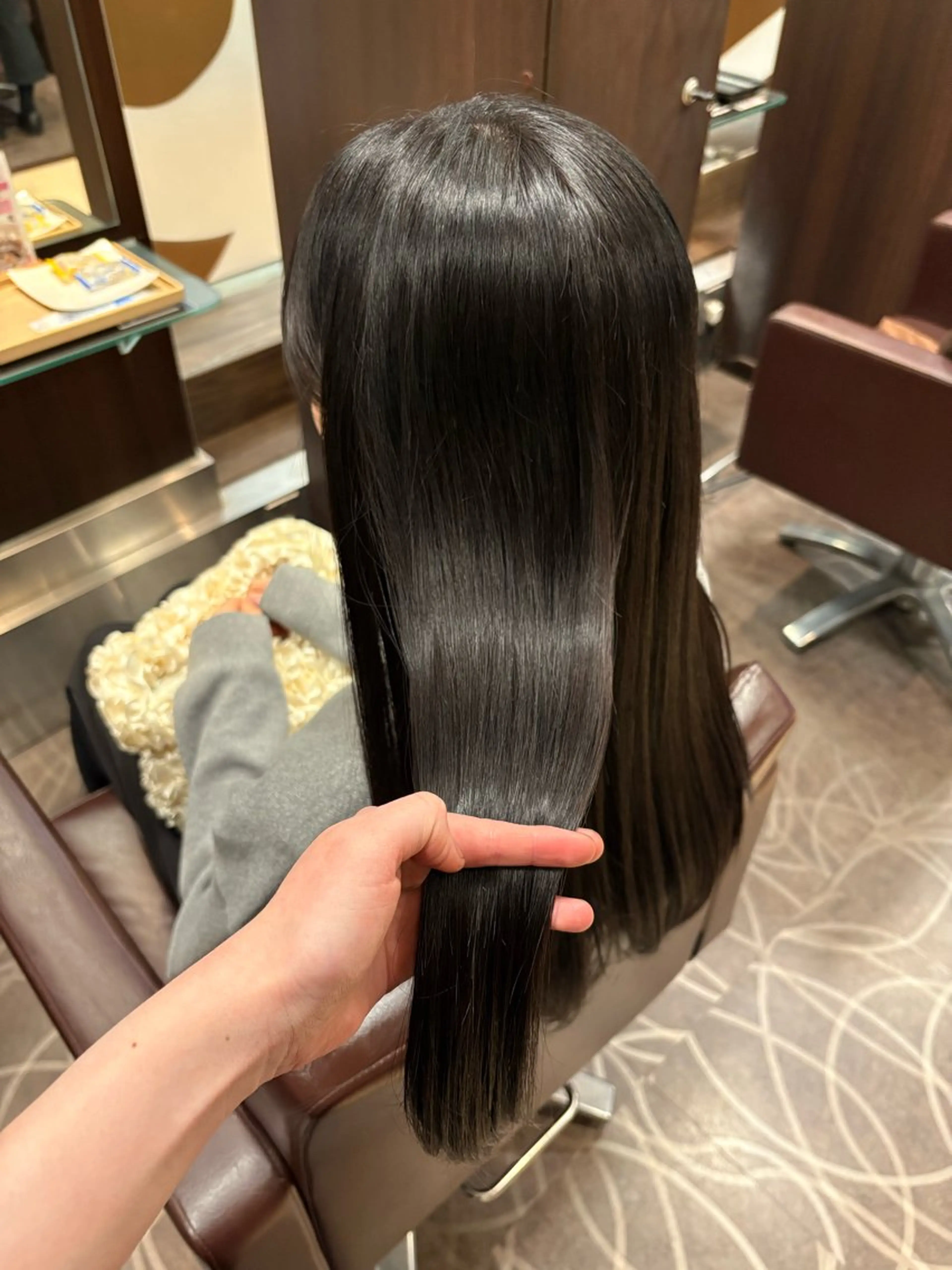 ロング カラー ブリーチ 小池 穂果/ 府中のヘアスタイル