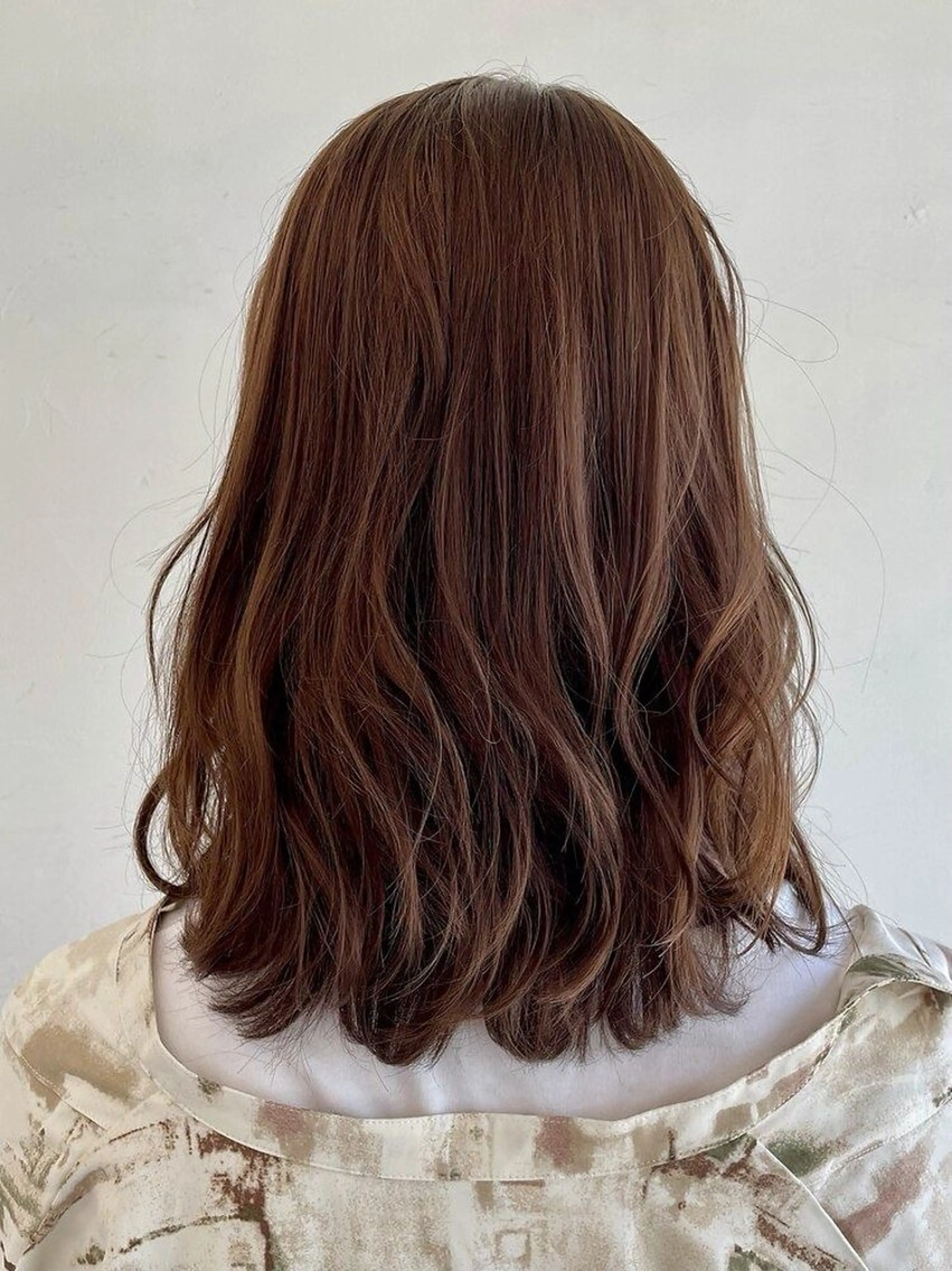 セミロング カラー パーマ セミロングパーマ 森山 陽菜のヘアスタイル