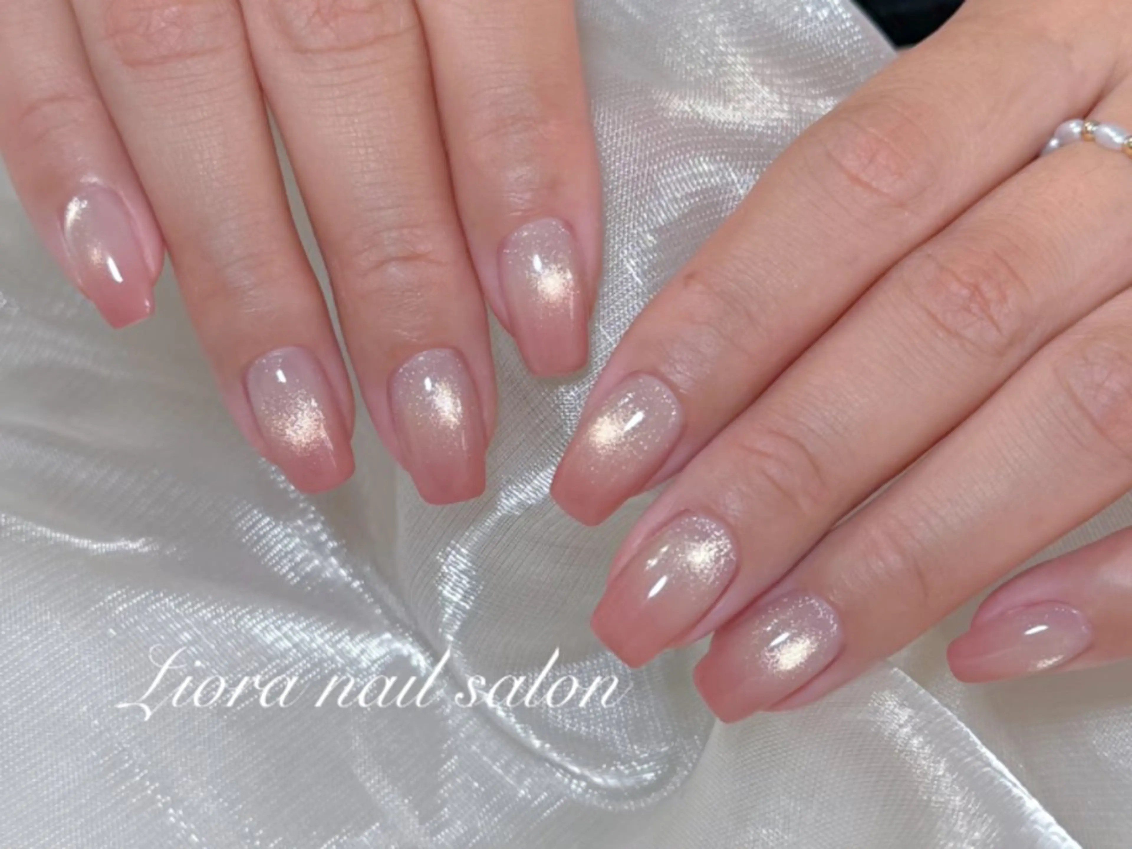 ネイル フレンチネイル ジェルネイル ガーリー グラデーション キラキラネイル ハンドネイル Liora nail スカルプ専門店のネイルデザイン