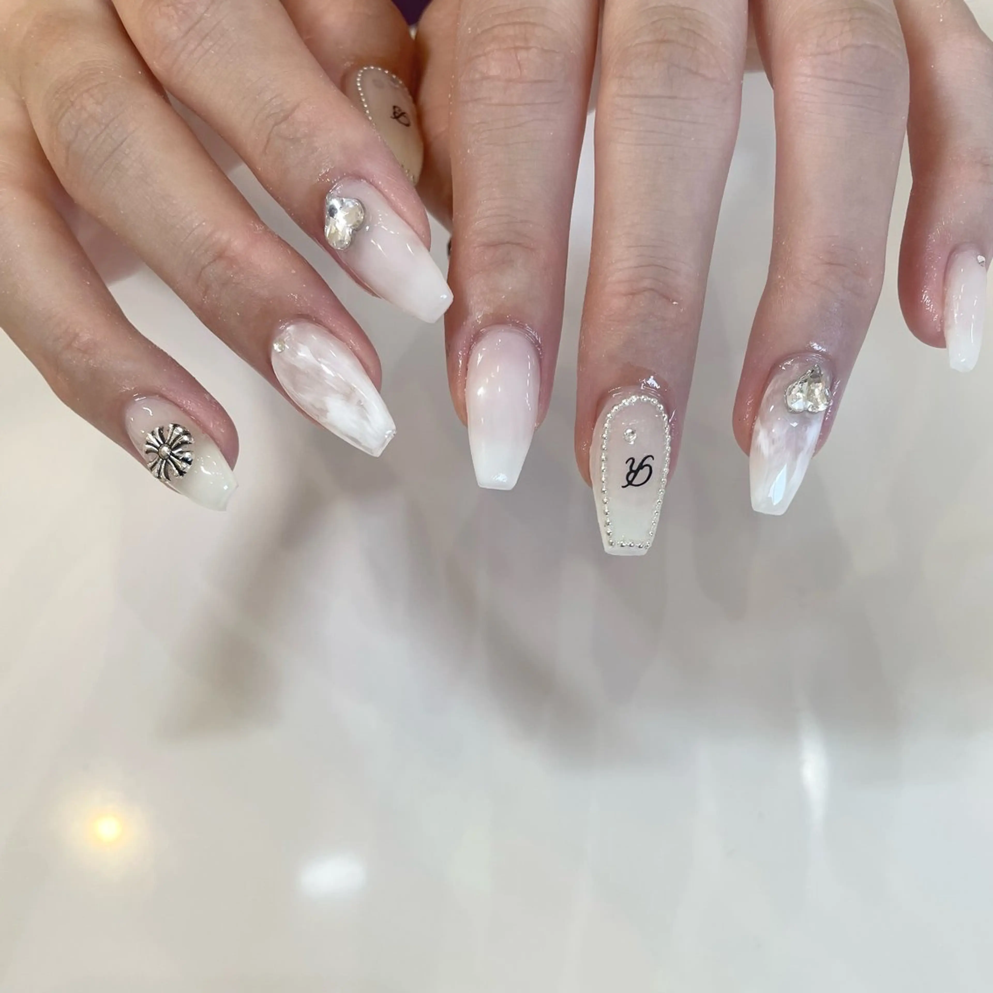 ネイル Nail Salon Gummi.のネイルデザイン