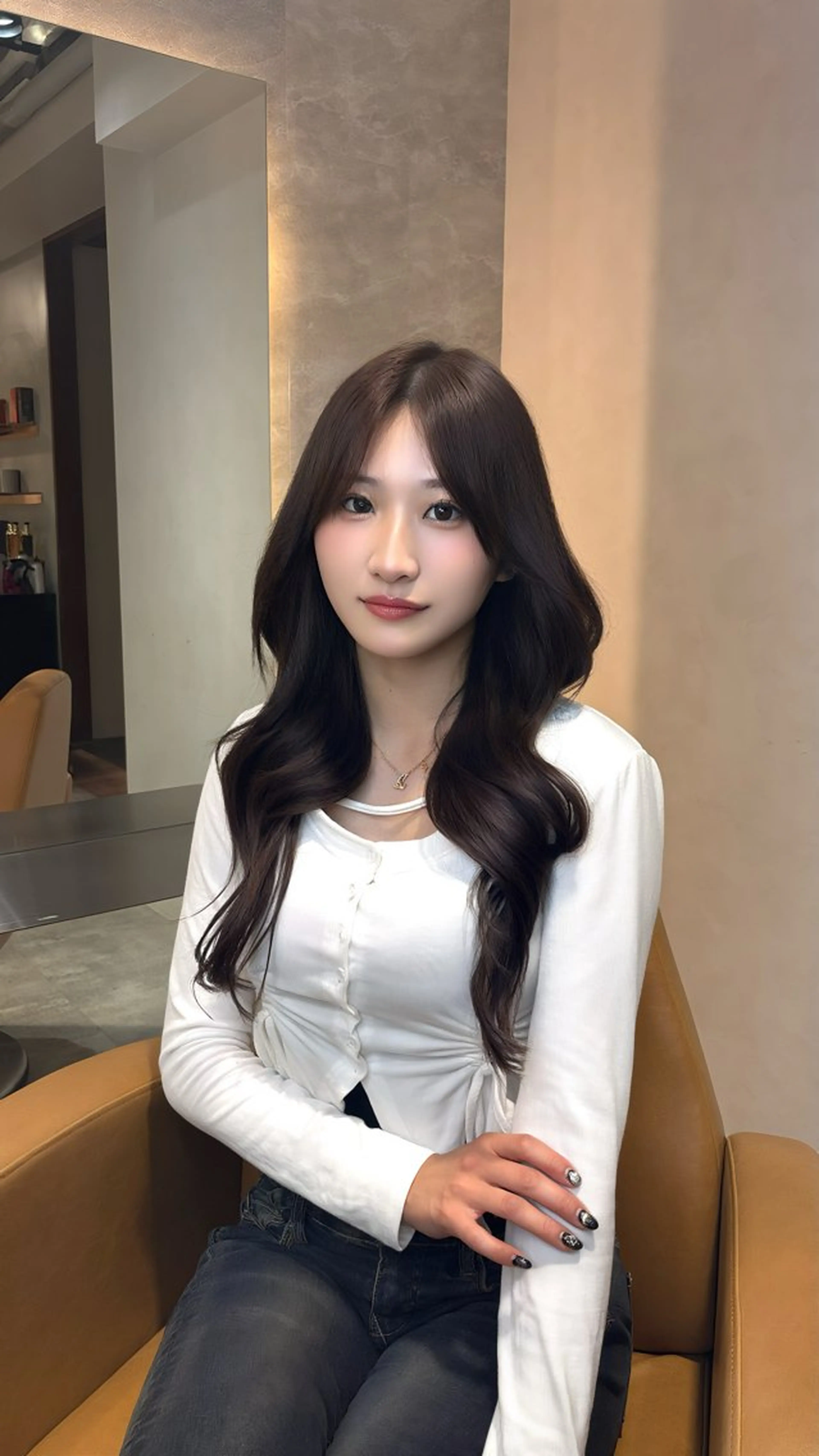 セミロング カラー RYU/レイヤーカッ ト/透明感艶カラー/のヘアスタイル