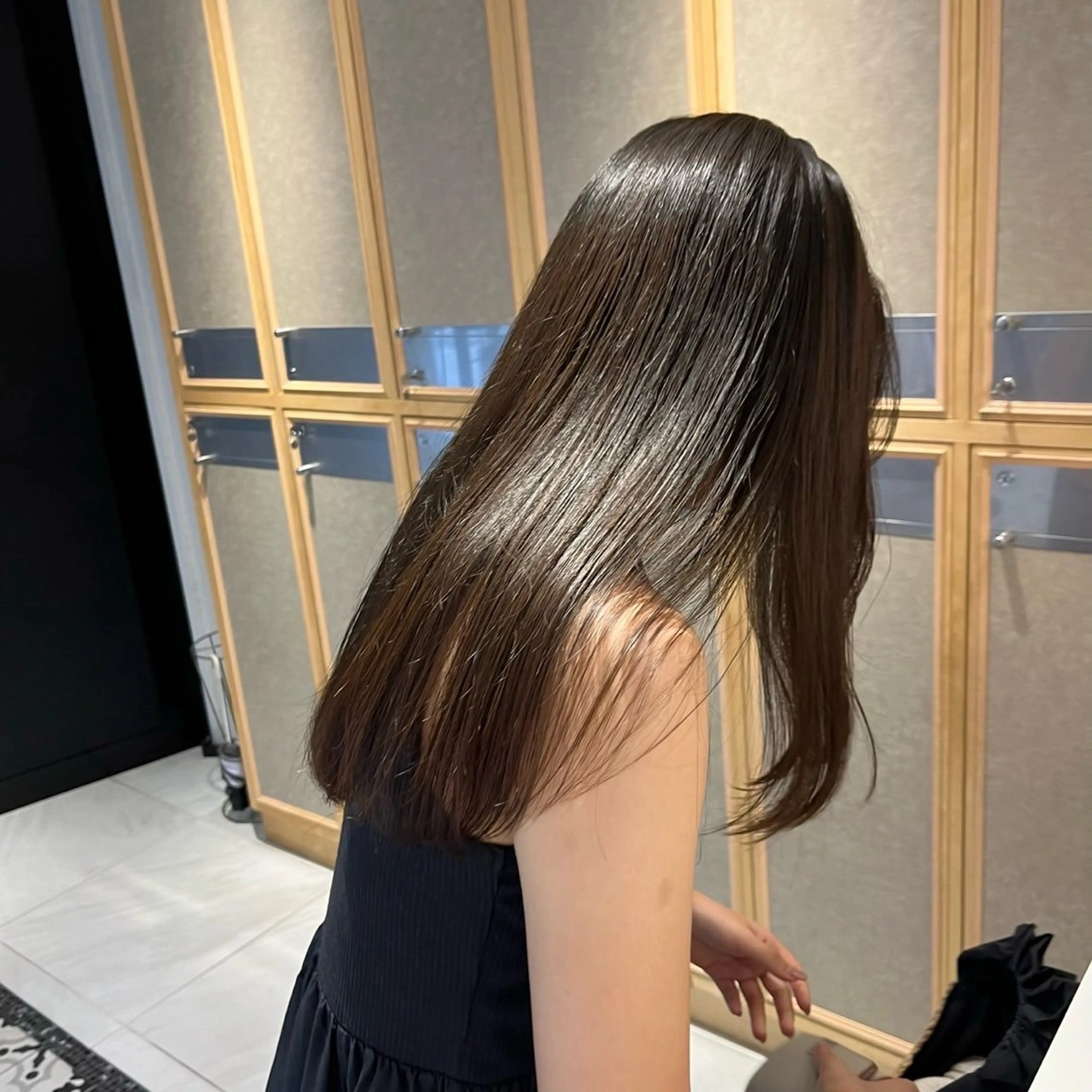 🧚🏻‍♀️レディースロングカット✂️ カット+シャンプー+trコテ巻きスタイリング付き💫の写真