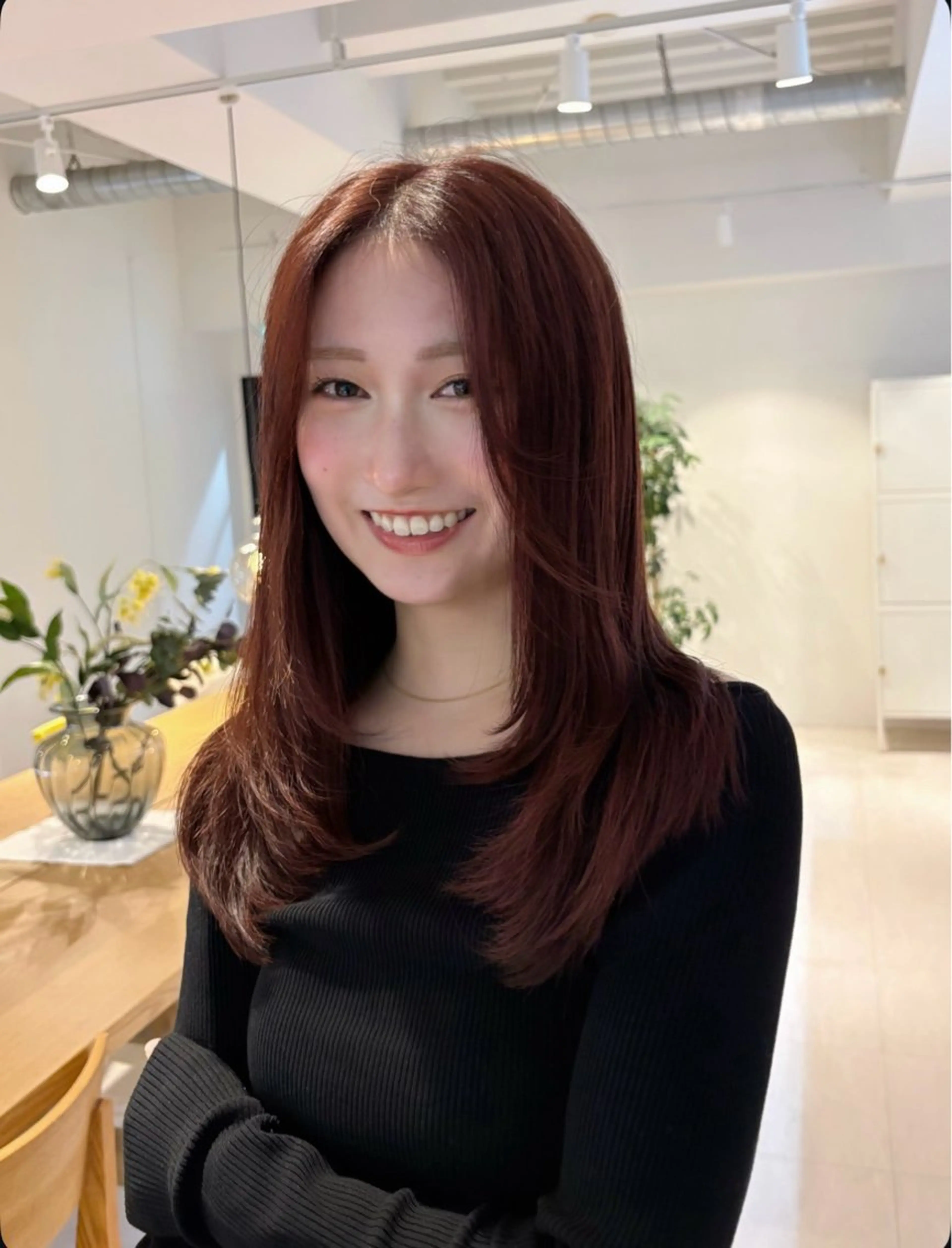 ミディアム レイヤーカット ニトウ レイナ🌺🌴🐠のヘアスタイル