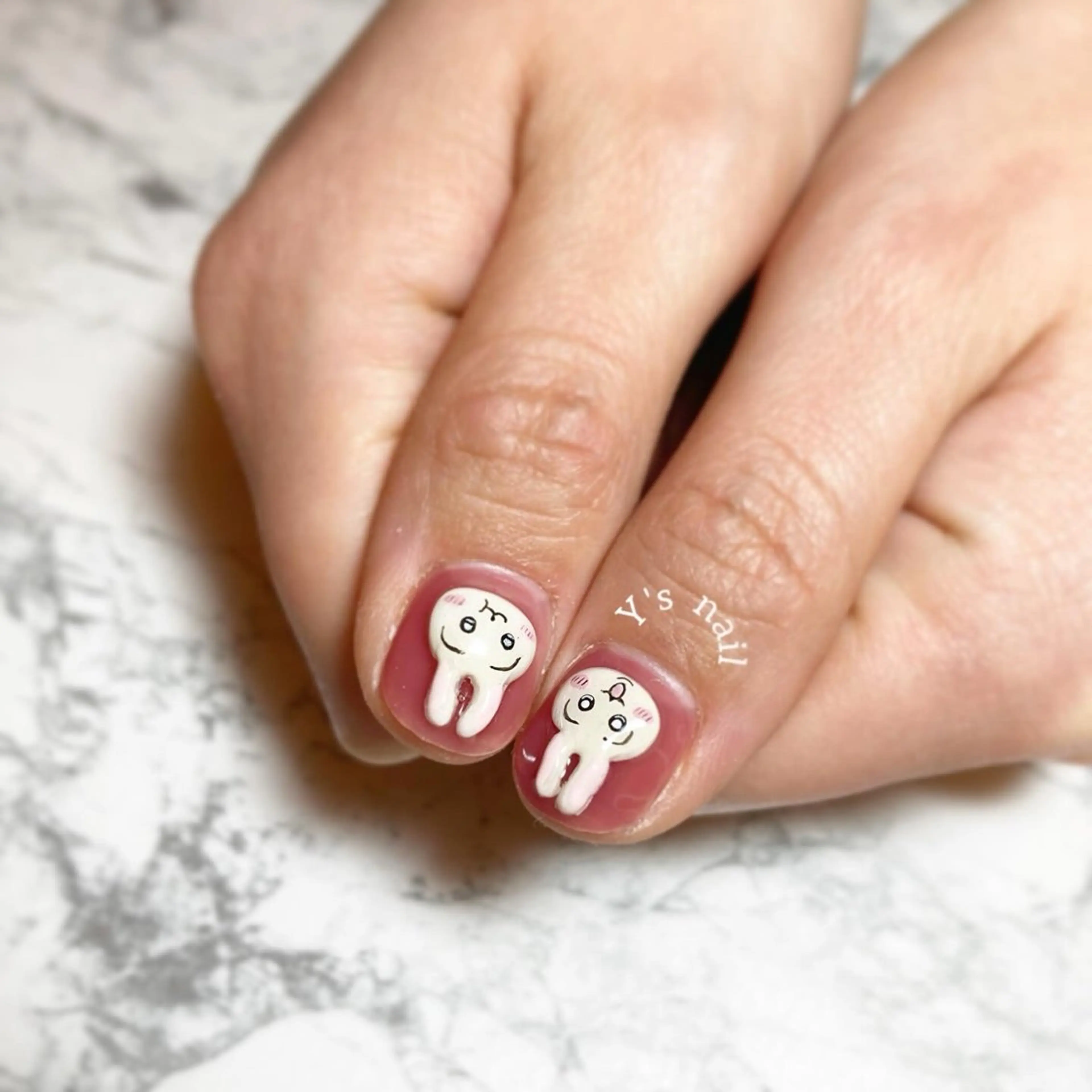 ネイル 手書きが得意🖌️ Y’s  nailのネイルデザイン