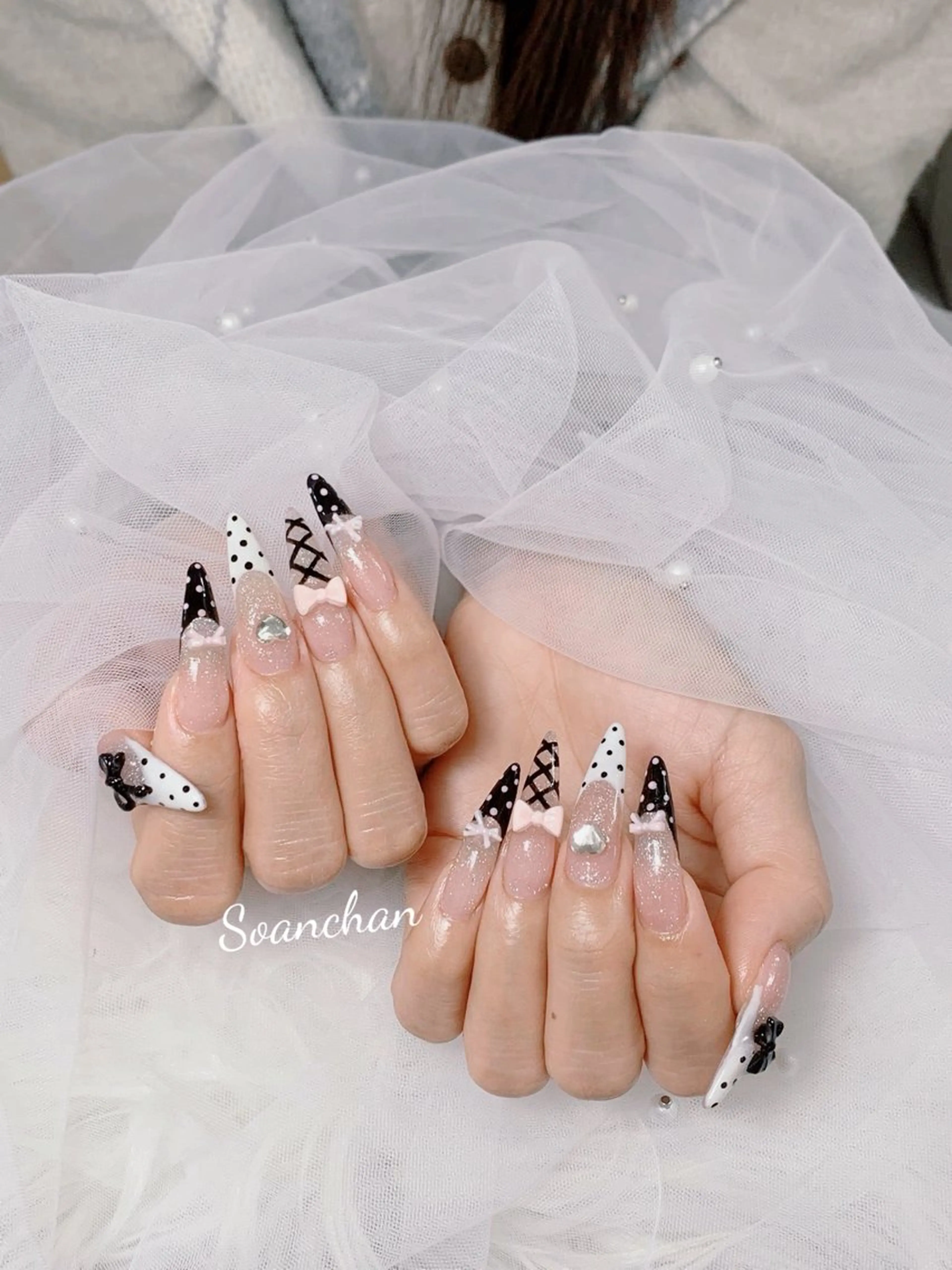 ネイル アートネイル ジェルネイル マグネットネイル ニュアンスネイル シンプルネイル ハンドネイル Ryunail所属・Ryu Nail NekoChanのネイルデザイン