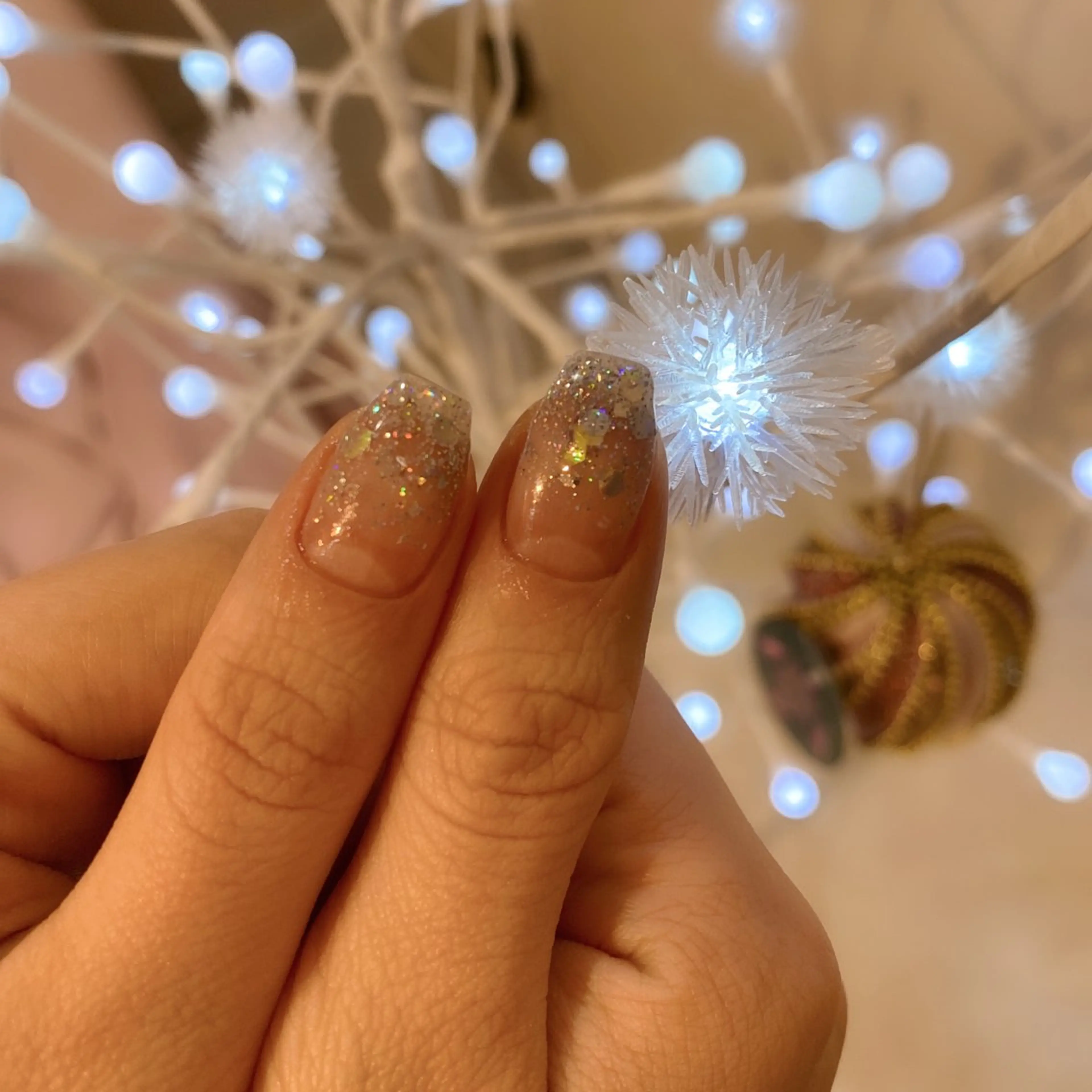 ネイル LEDアイラッシュ ∩_∩アオイのマツエク・マツパデザイン