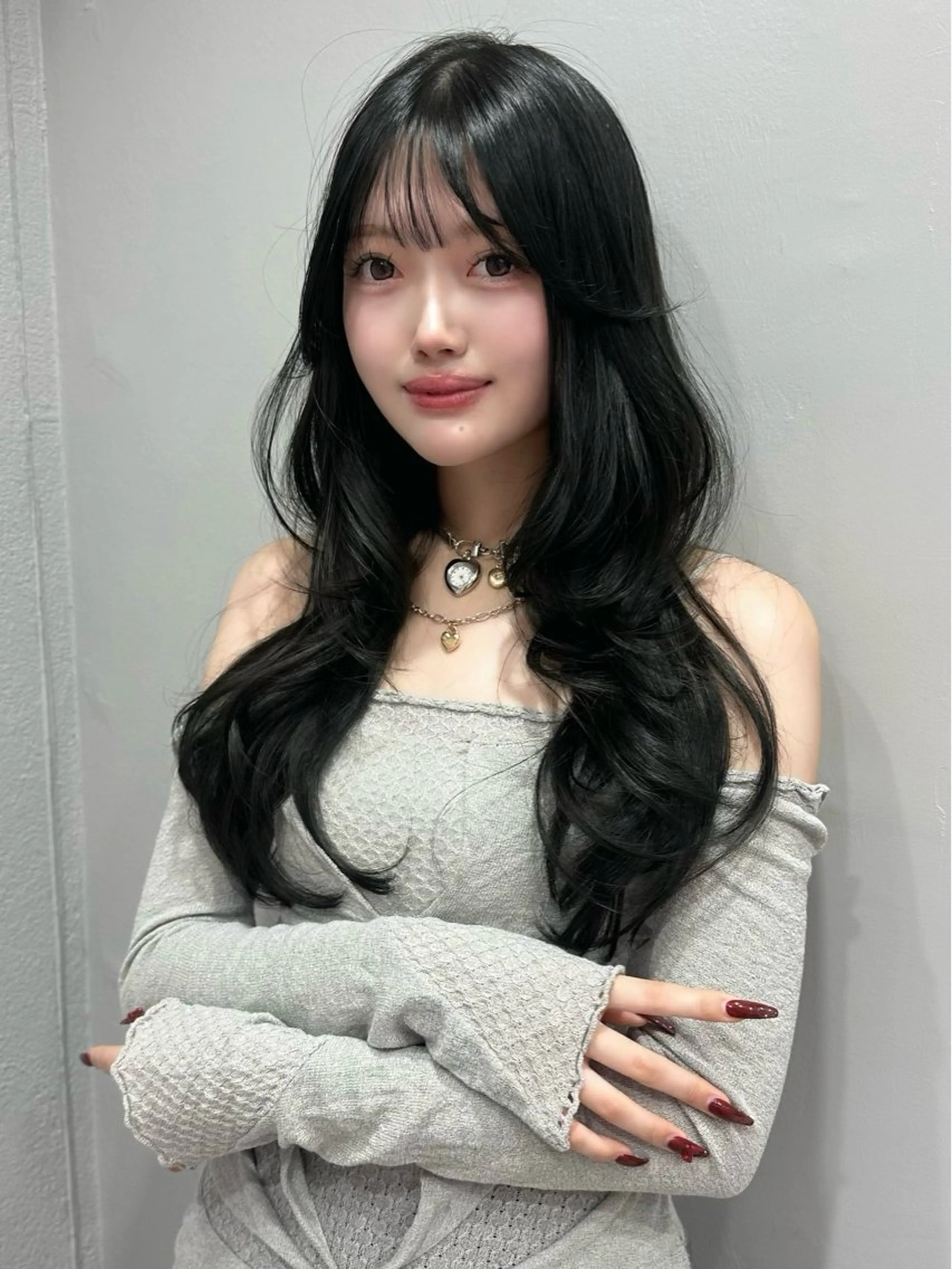 ロング カット ヘアカラー 𝑴𝑶𝑲𝑨渋谷 トレンド韓国ヘア🩷のヘアスタイル