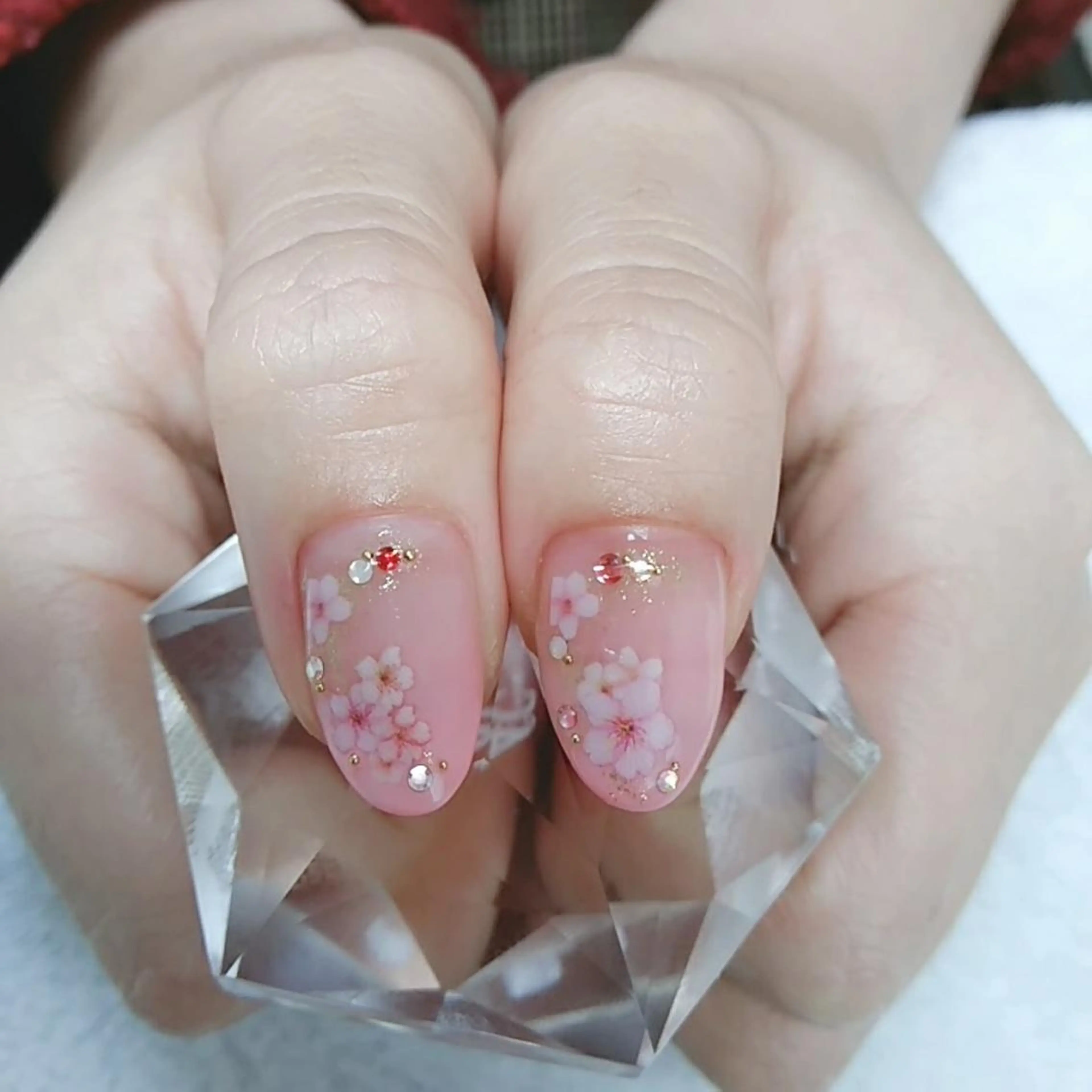 ネイル 柴崎 美幸のネイルデザイン