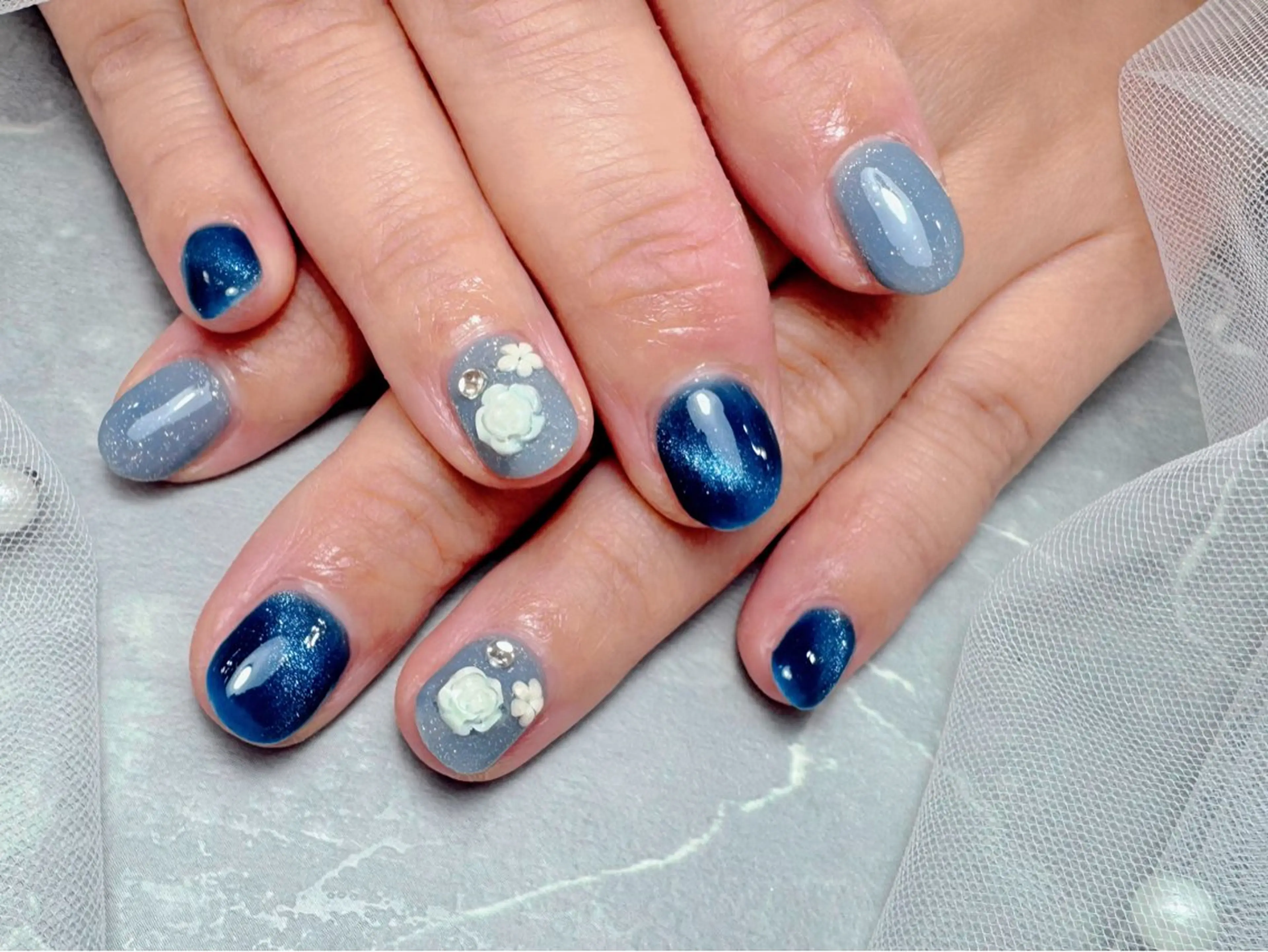 ネイル ハンドネイル マジック ミラーのネイルデザイン