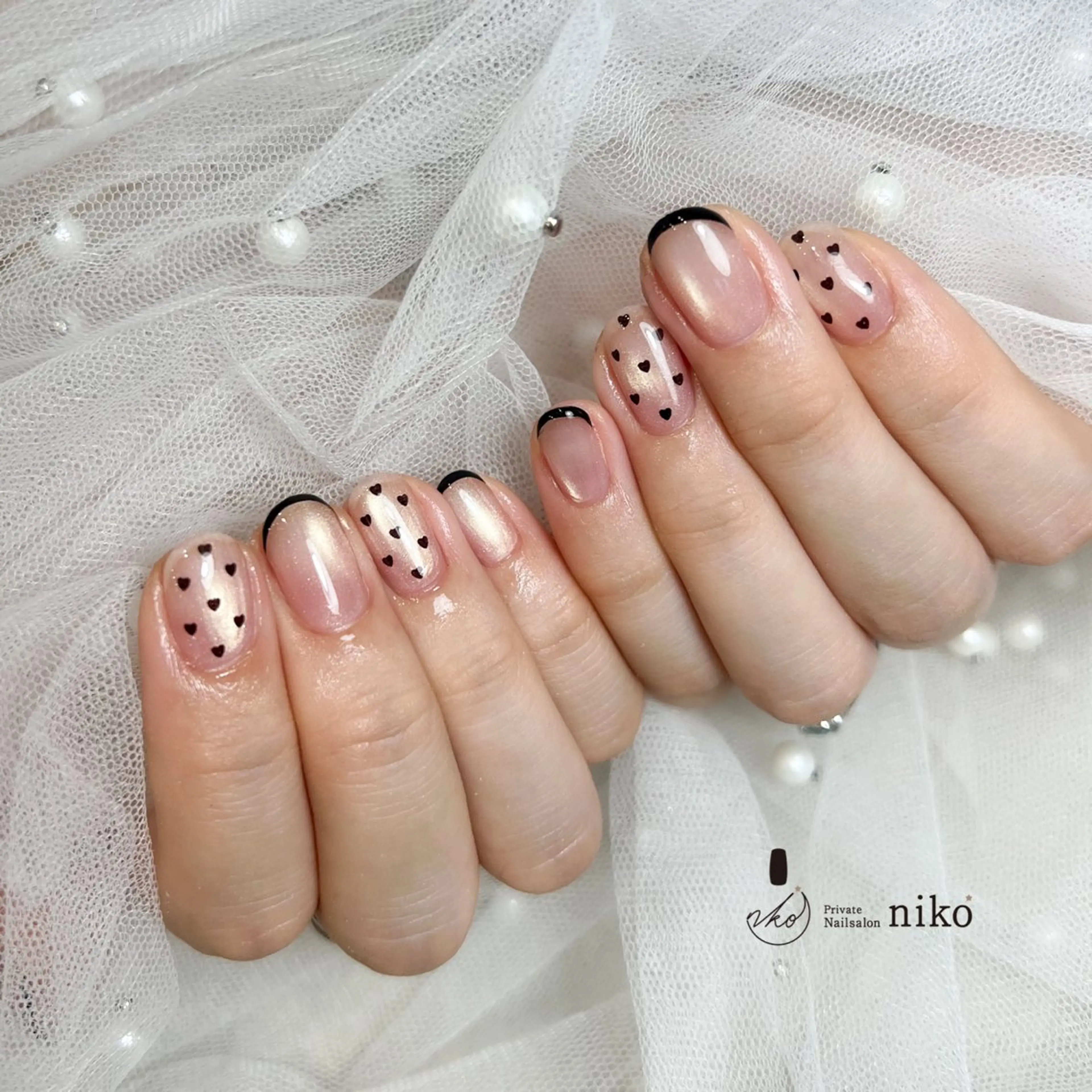 ネイル ハンドネイル フットネイル 岡部 彩美のマツエク・マツパデザイン