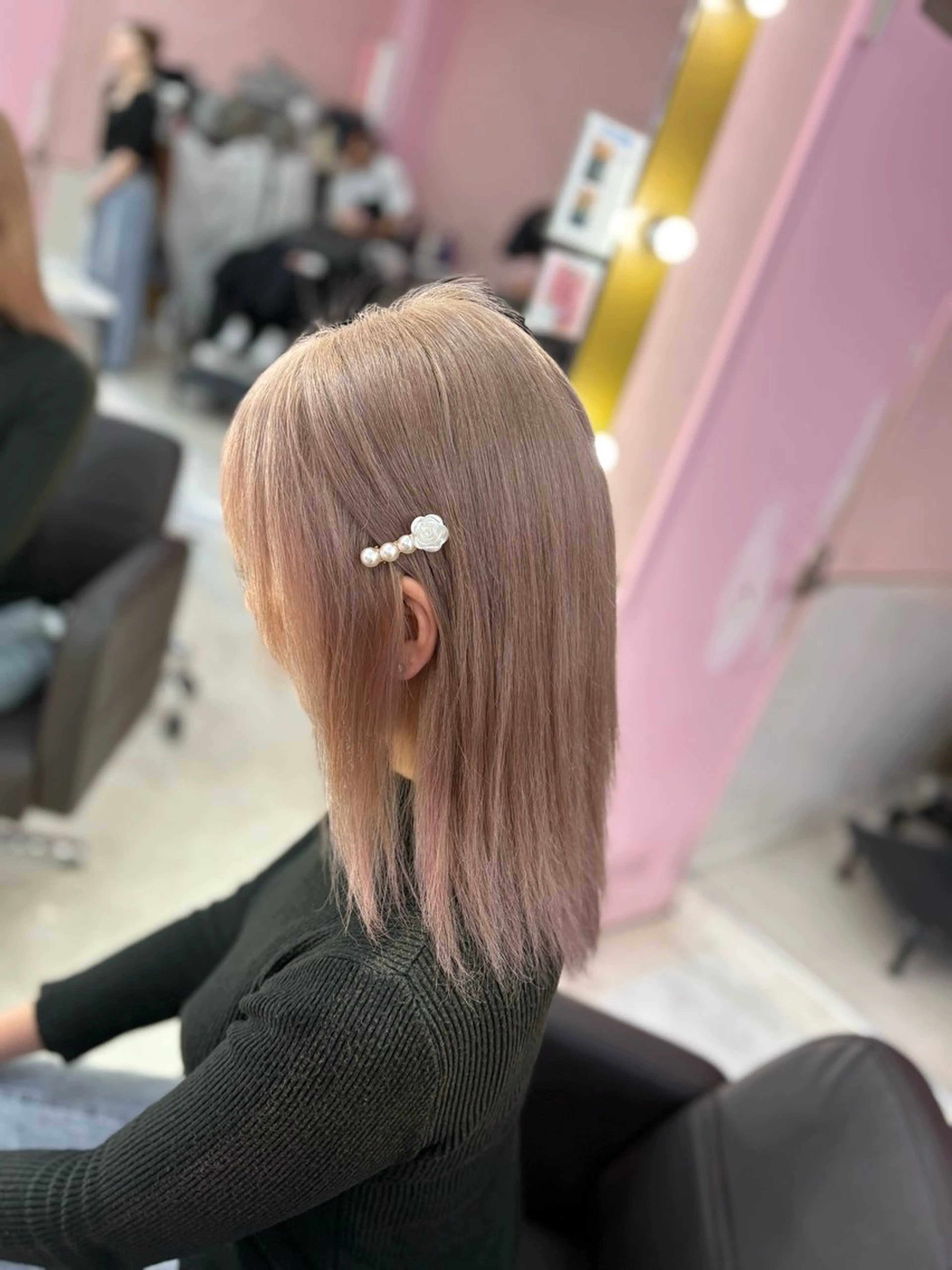 セミロング カラー 甘ふわgirly🎀 ハイトーン🤍Ramのヘアスタイル