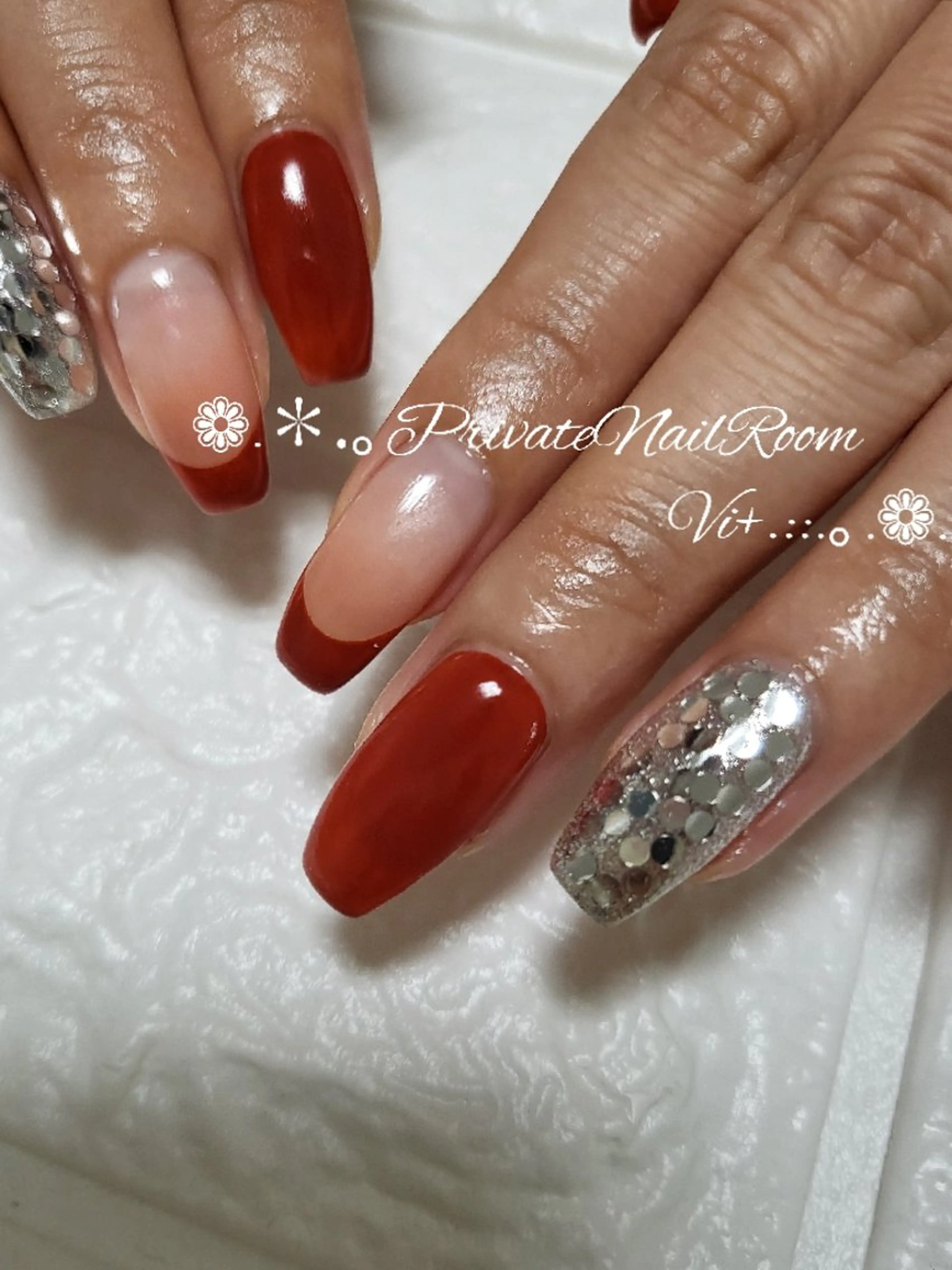 ネイル ハンドネイル Nail Room Vi+のネイルデザイン