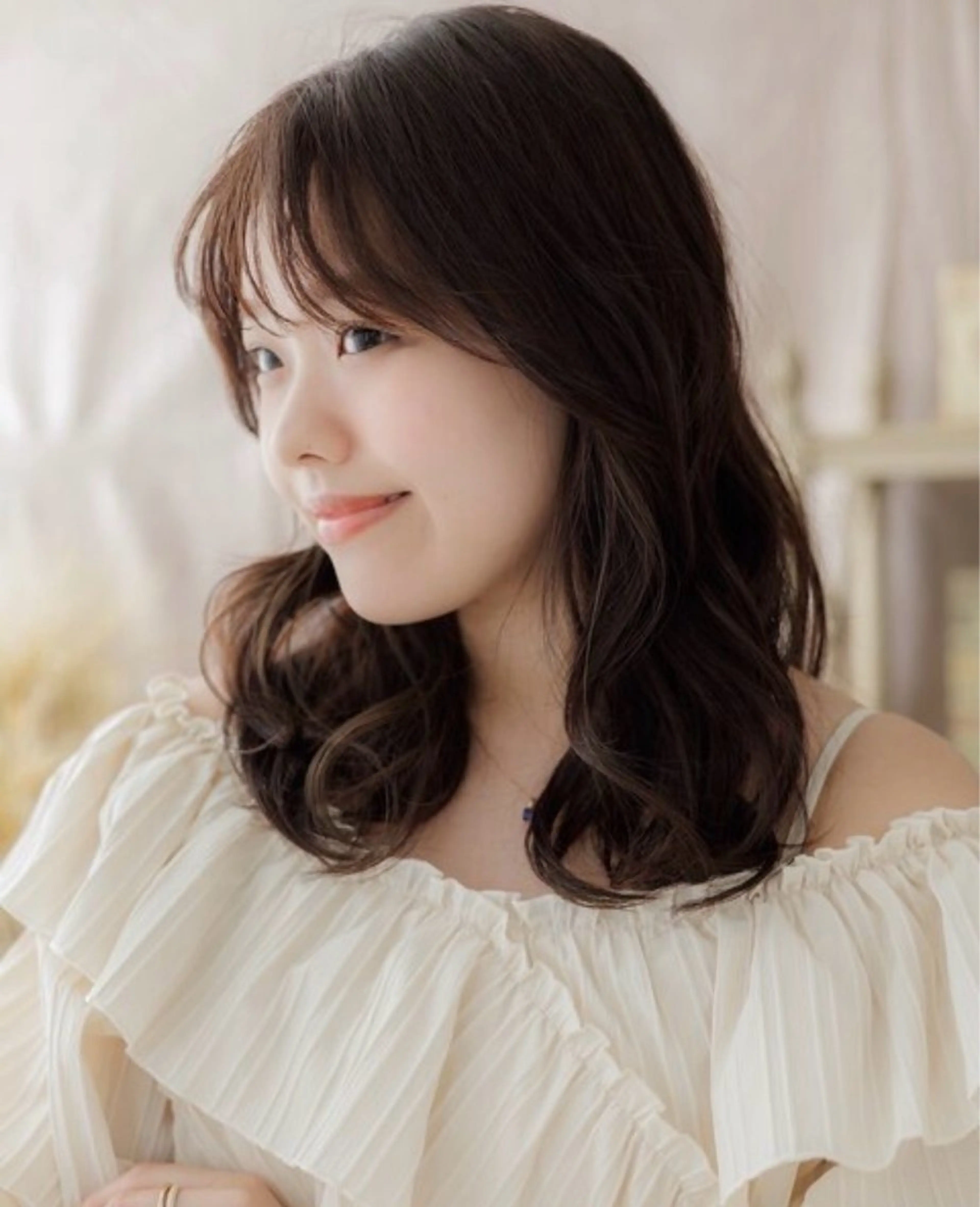 セミロング ヘアカラー 松山 彩香のヘアスタイル