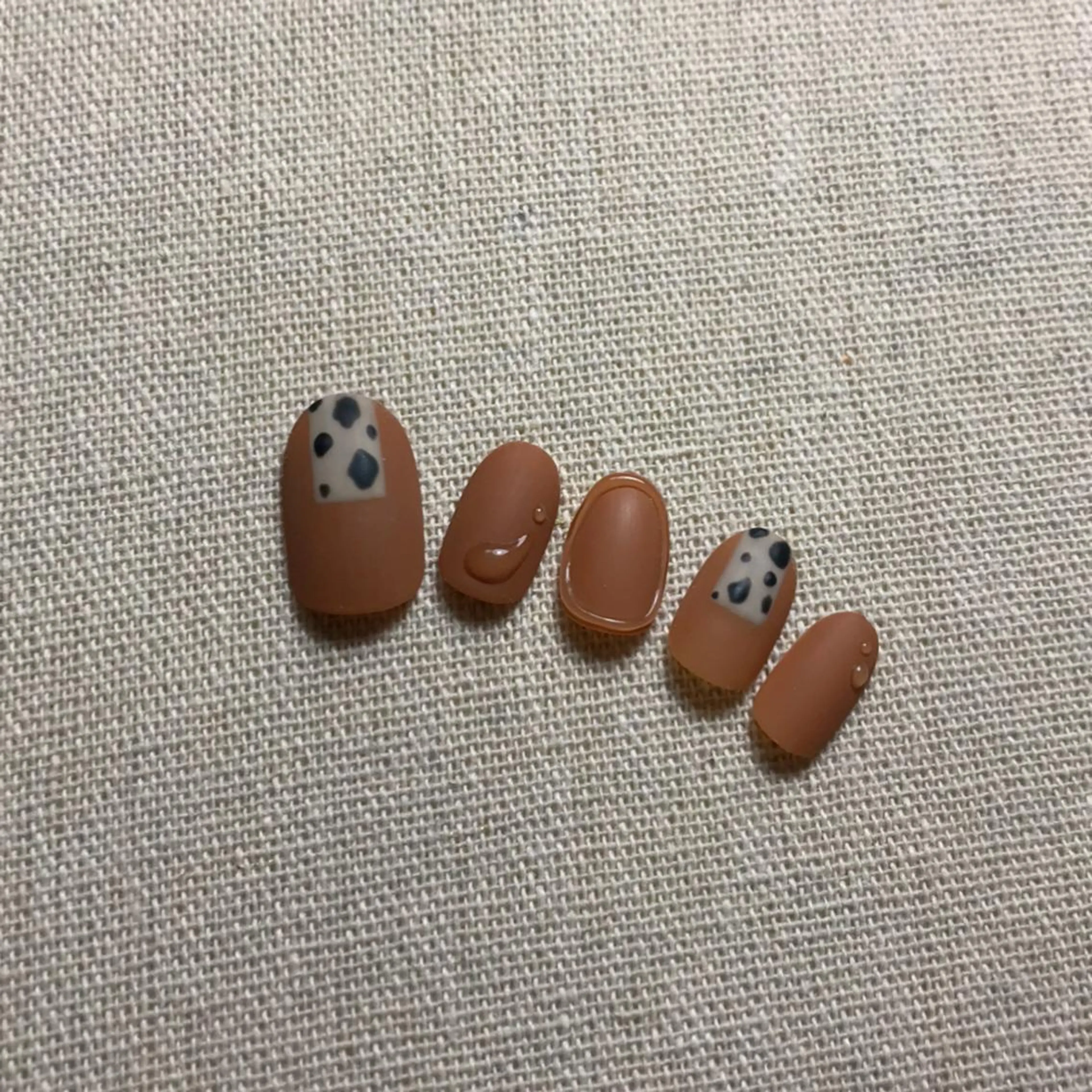 ネイル ハンドネイル 💅chainail _aiのネイルデザイン