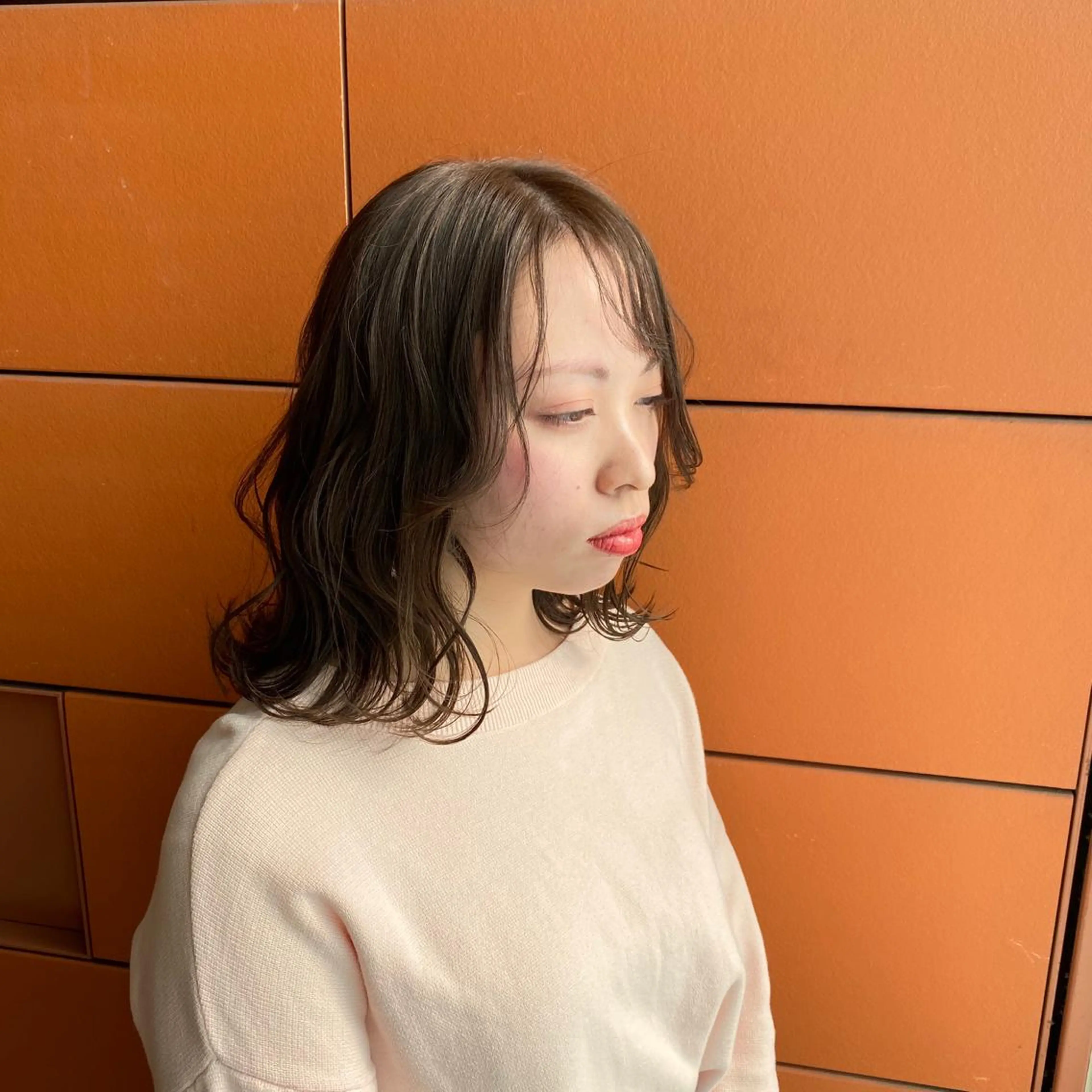 ミディアム カラー ヘアカラー トリートメント 井手 孔介のヘアスタイル
