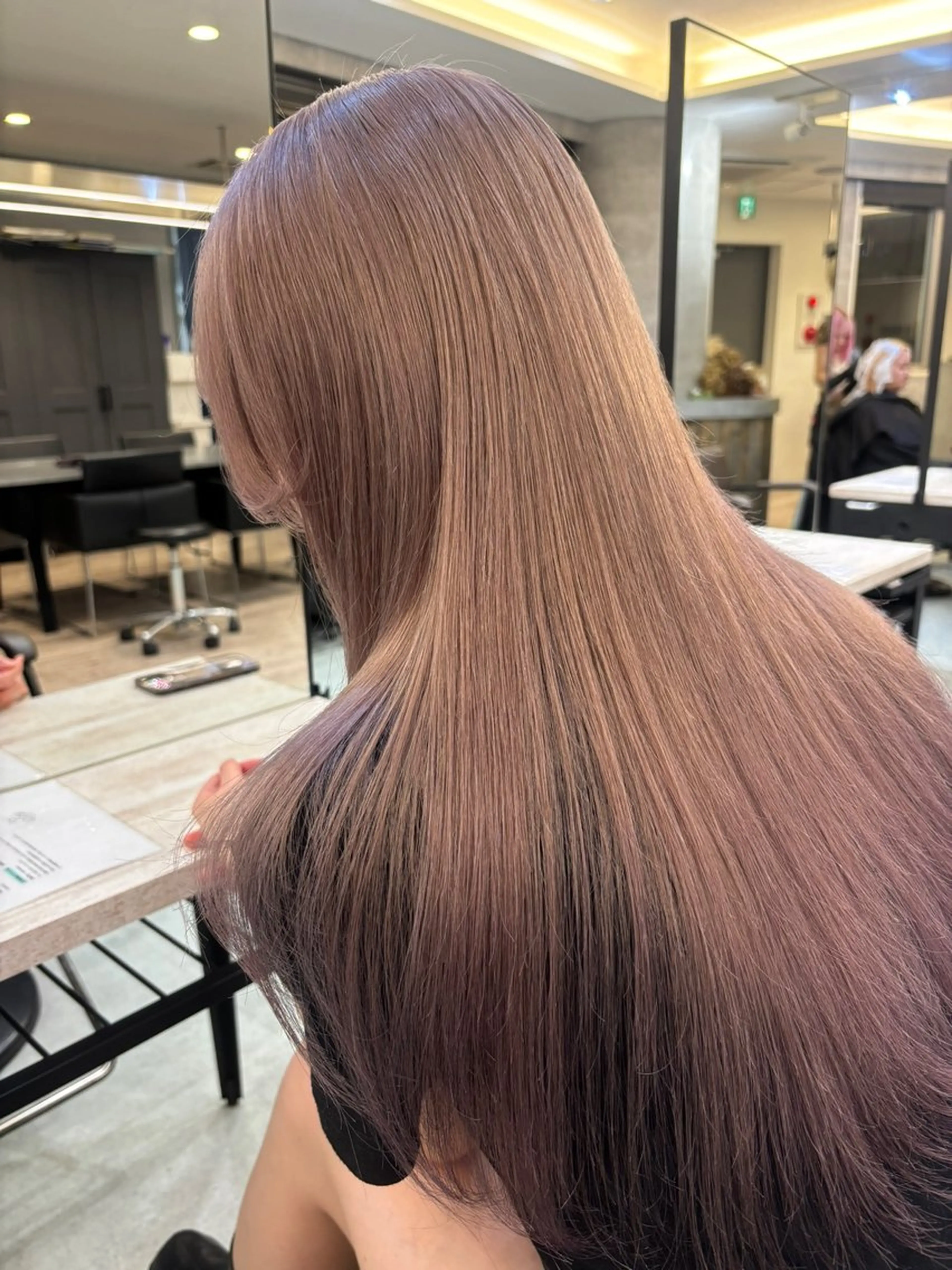 ロング カラー ブリーチ ハイトーンカラー インナーカラー 韓国ハイトーンカラー kana♡のヘアスタイル