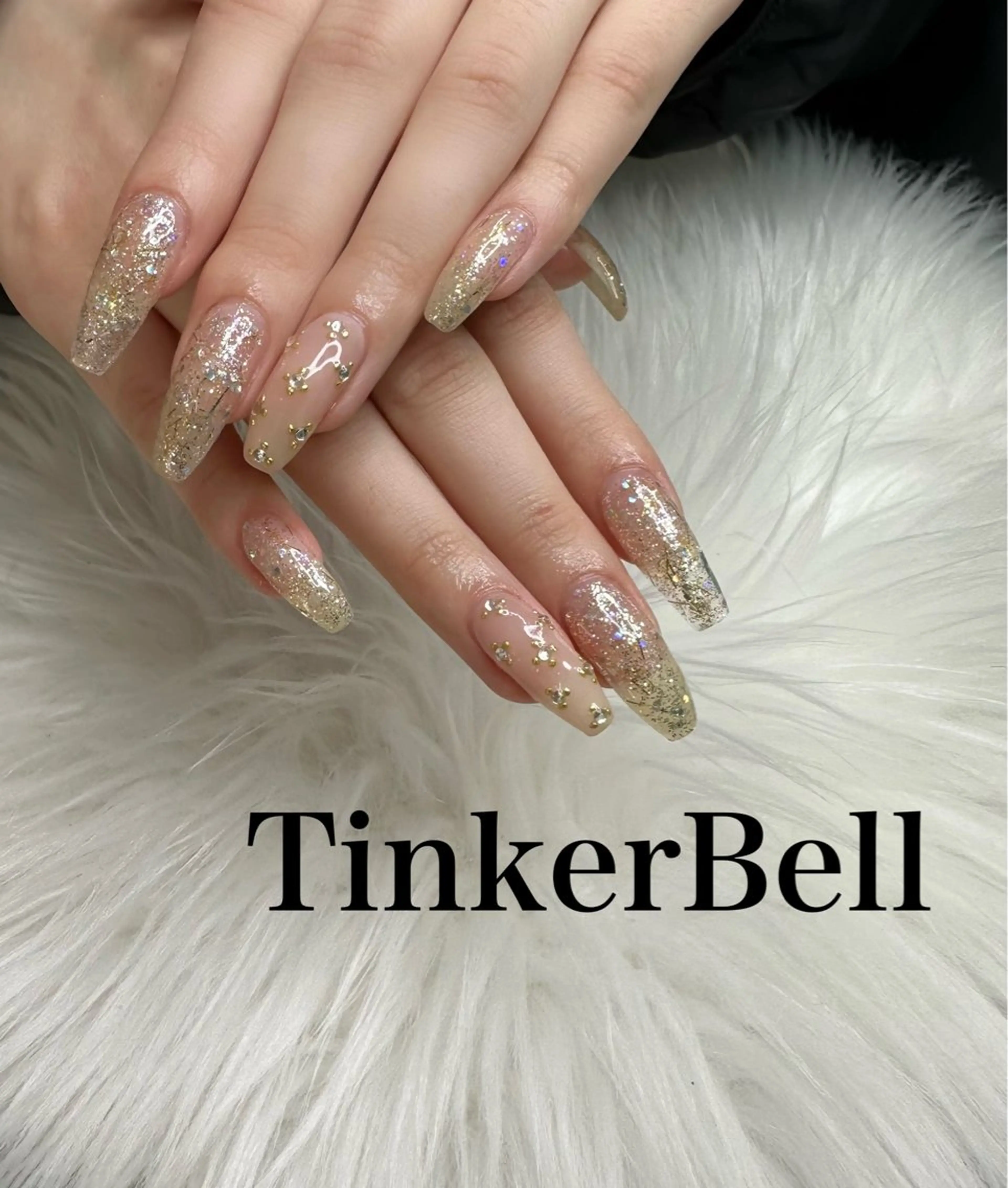 ネイル ロングネイル ハンドネイル Tinker Bellのネイルデザイン