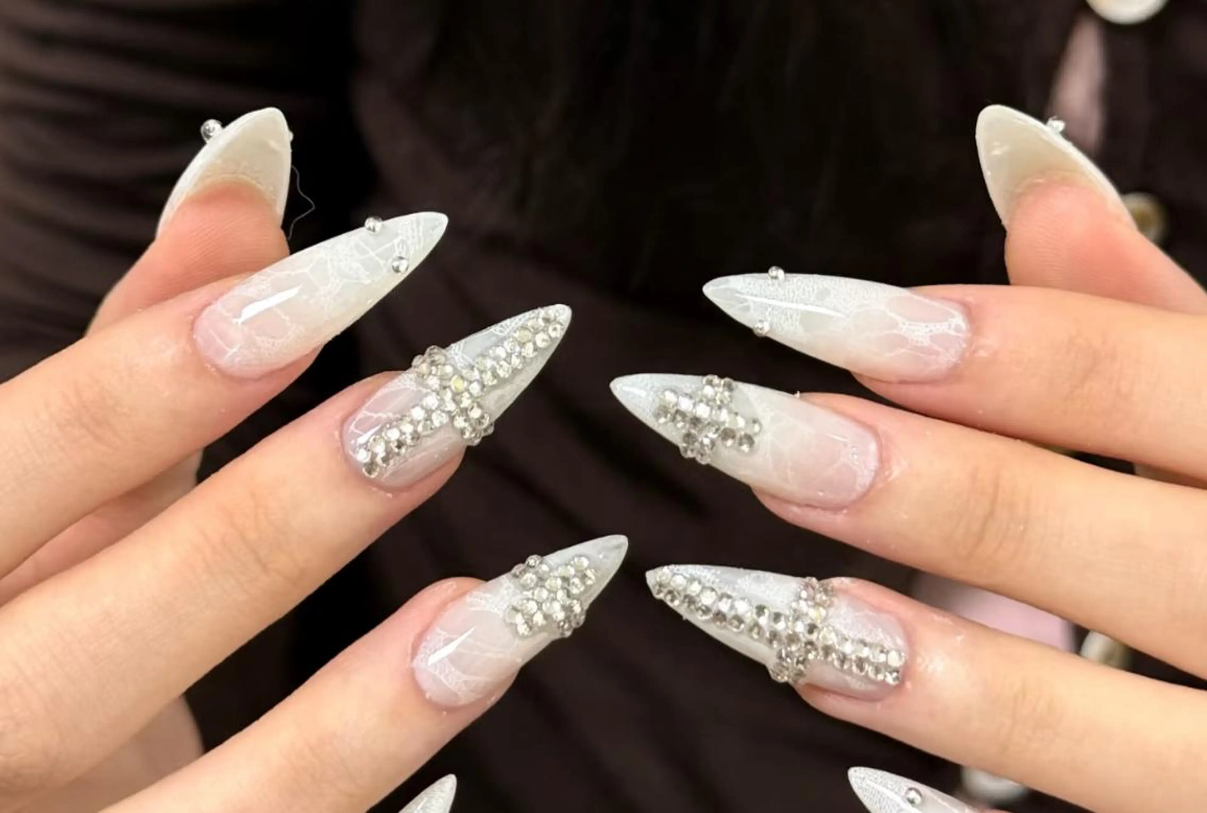 ネイル ハンドネイル ハンドケア 🍑 momo_nailのネイルデザイン