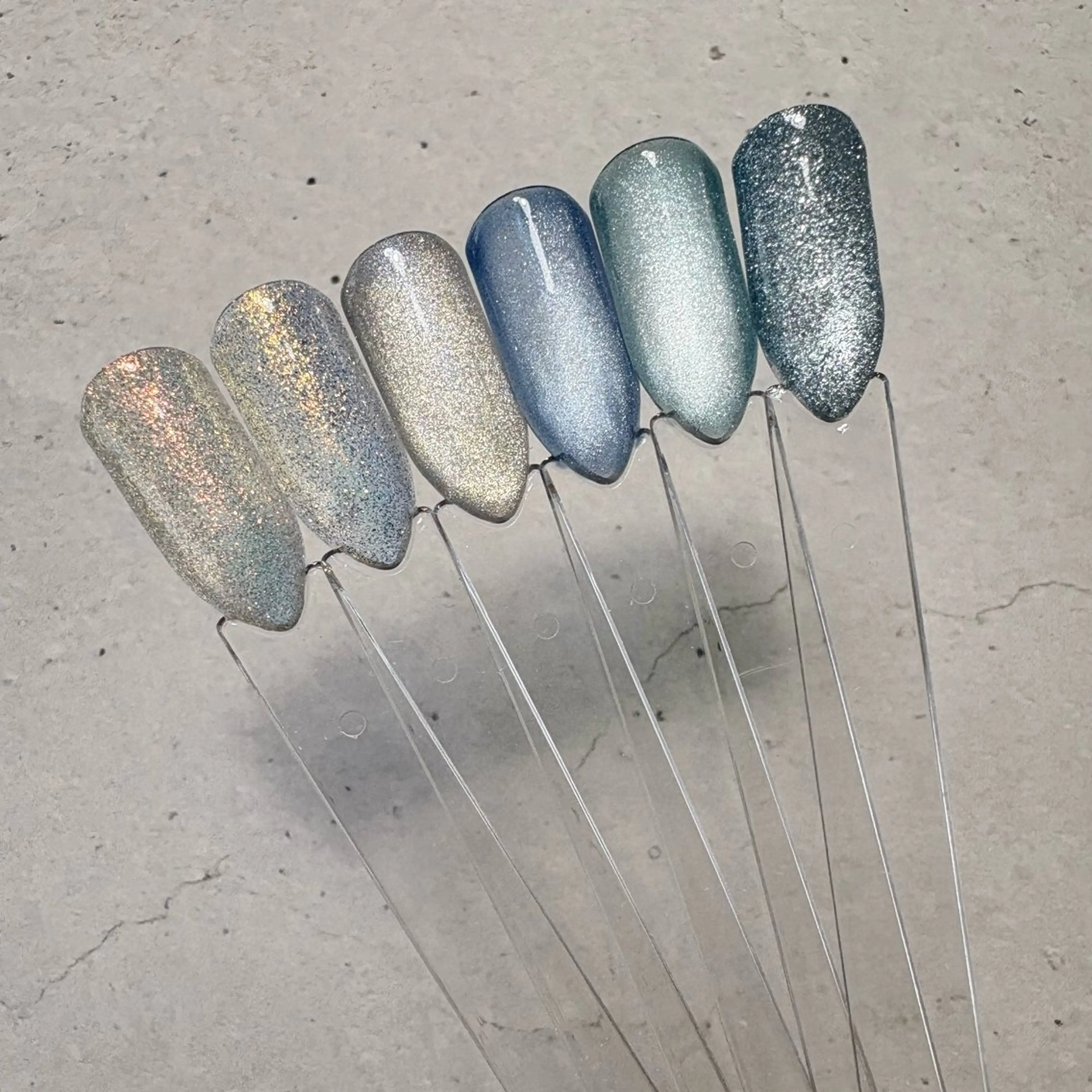 ネイル ラメ(グリッター) マグネットネイル フットネイル nail salon Ivy【放出】のネイルデザイン