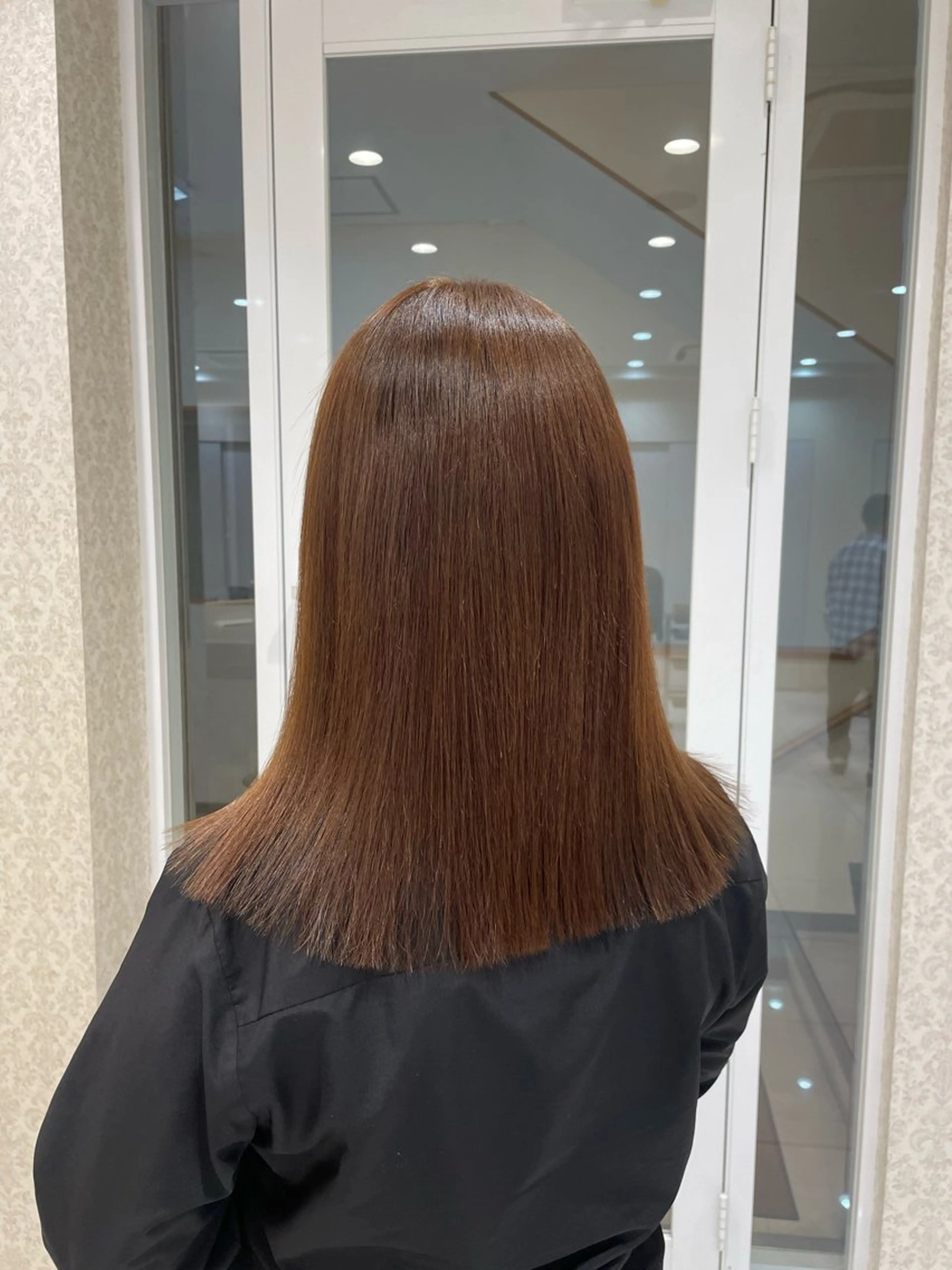 ミディアム カラー ブリーチなしカラー/ 暖色カラー/艶カラーのヘアスタイル