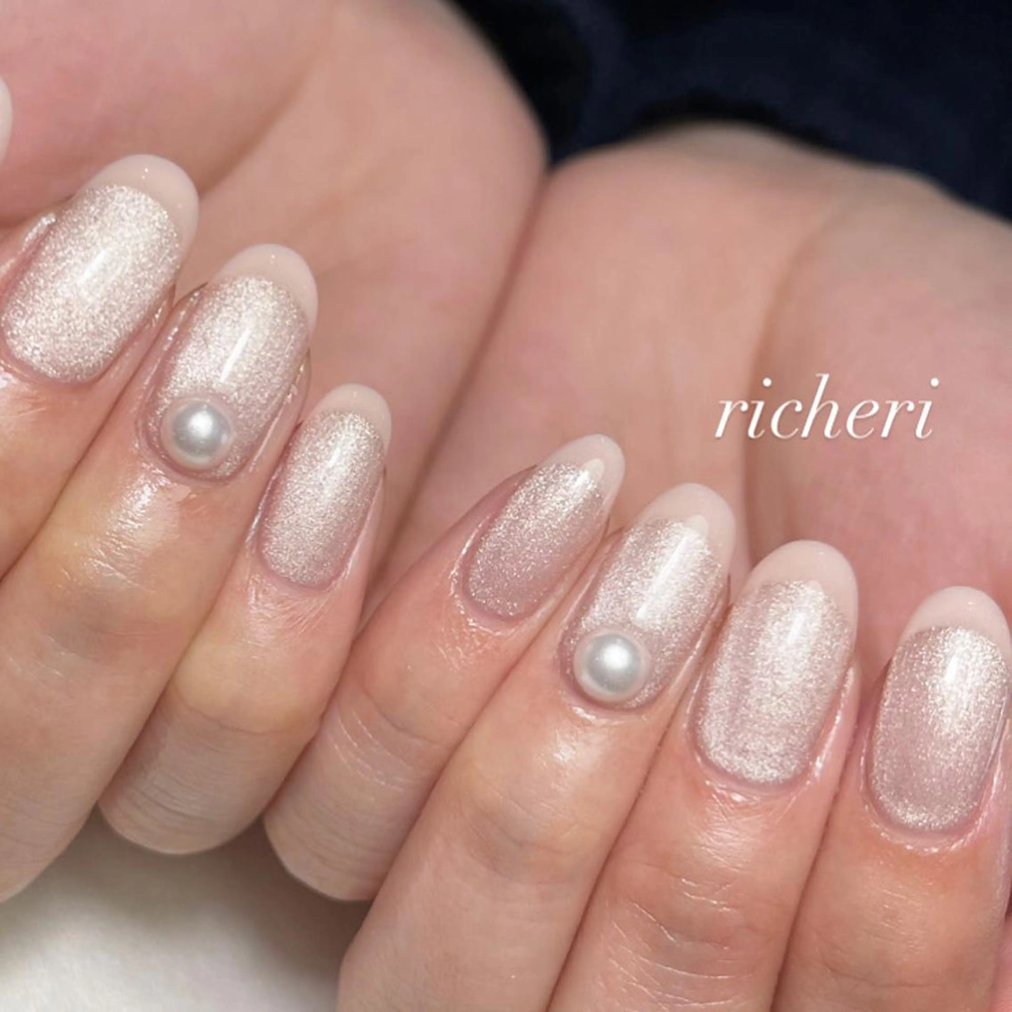 ミディアム ネイル ハンドネイル richeri beautyのエステ・リラクイメージ