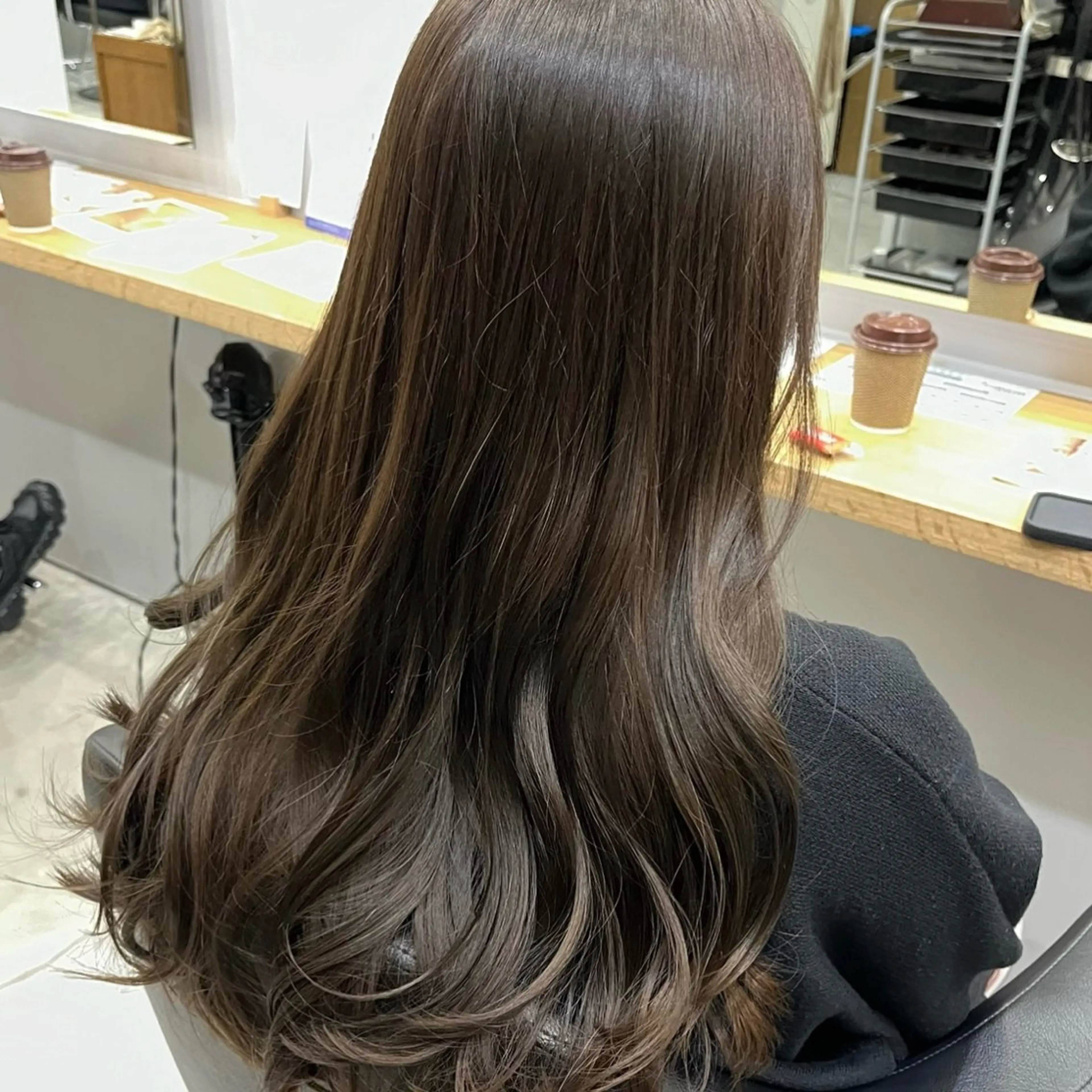 ロング カラー アッシュ アッシュブラウン ブラウンカラー 透明感カラー ヘアカラー 艶カラー/岡崎 /おかもとななのヘアスタイル