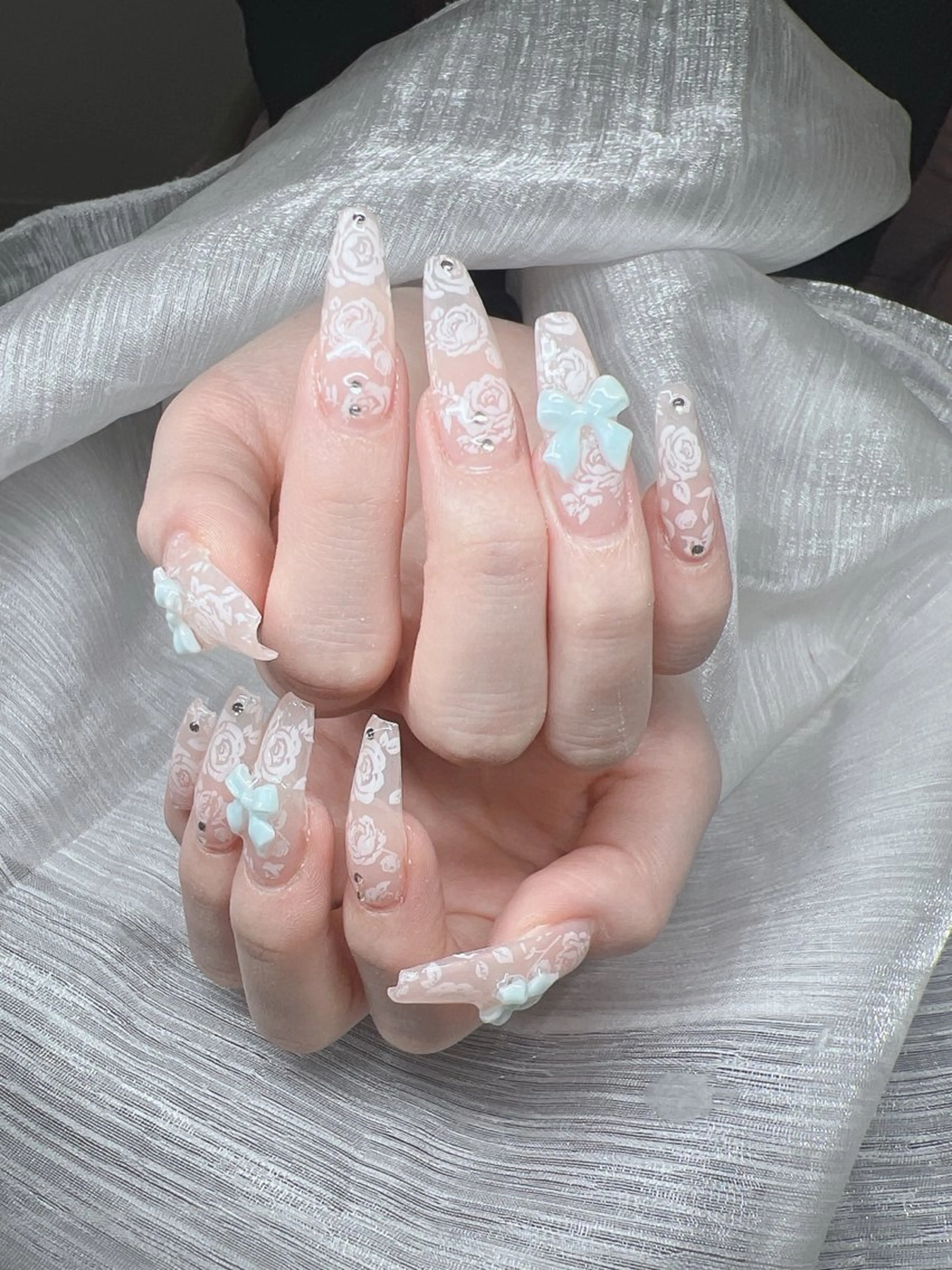 ネイル 長さ出し グラデーション 卒業式 キラキラネイル マグネットネイル ハンドネイル Lee Nails チップ長さだし専門店のネイルデザイン
