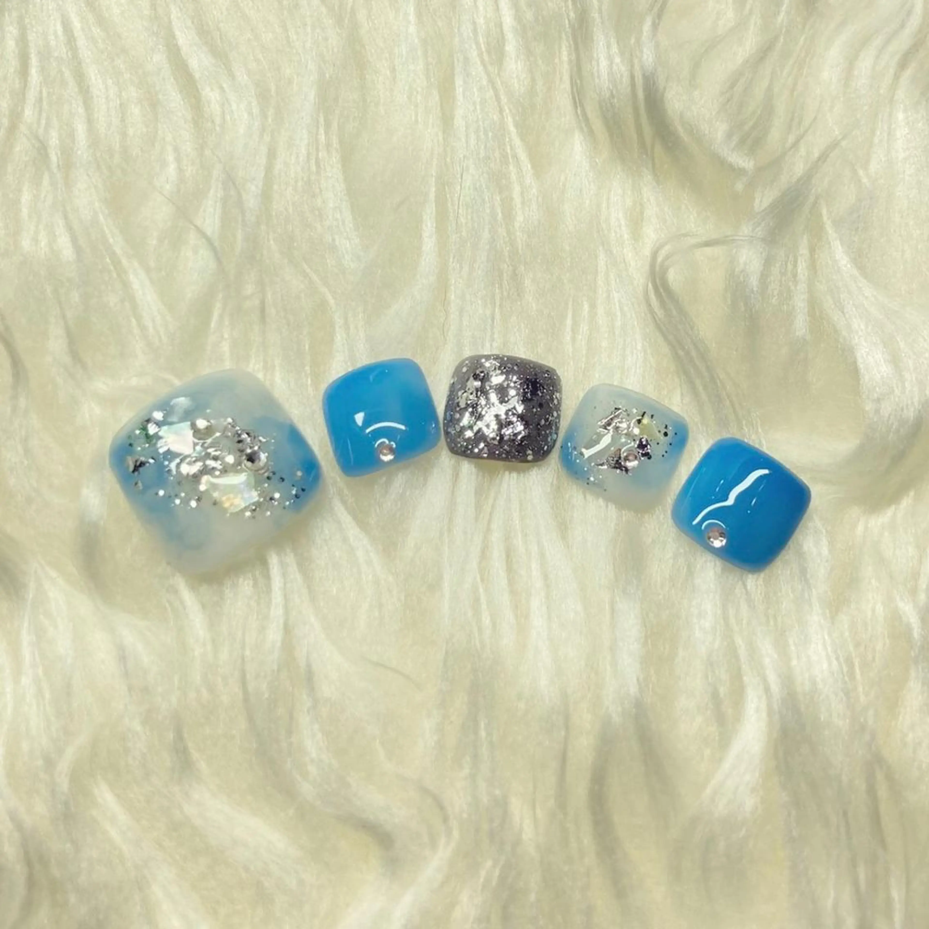 ネイル フットネイル ジェルネイル ニュアンスネイル パラジェル Nail&eye Belire 新宿のネイルデザイン