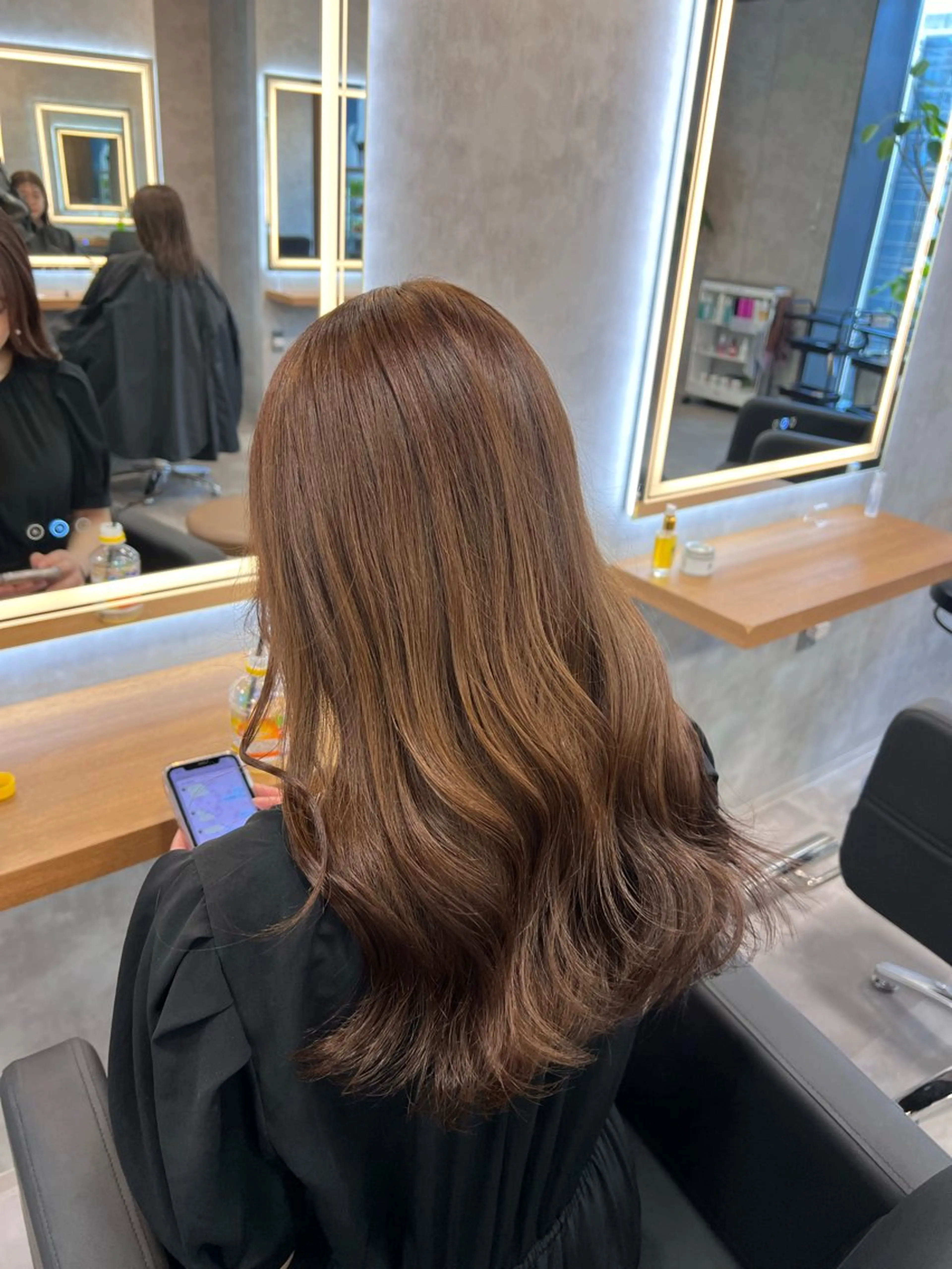 💖ブリーチしないで明るくしたい方💖ブリーチなしダブルカラーミルクティーベージュ💖＋コテ巻き仕上げ💖の写真