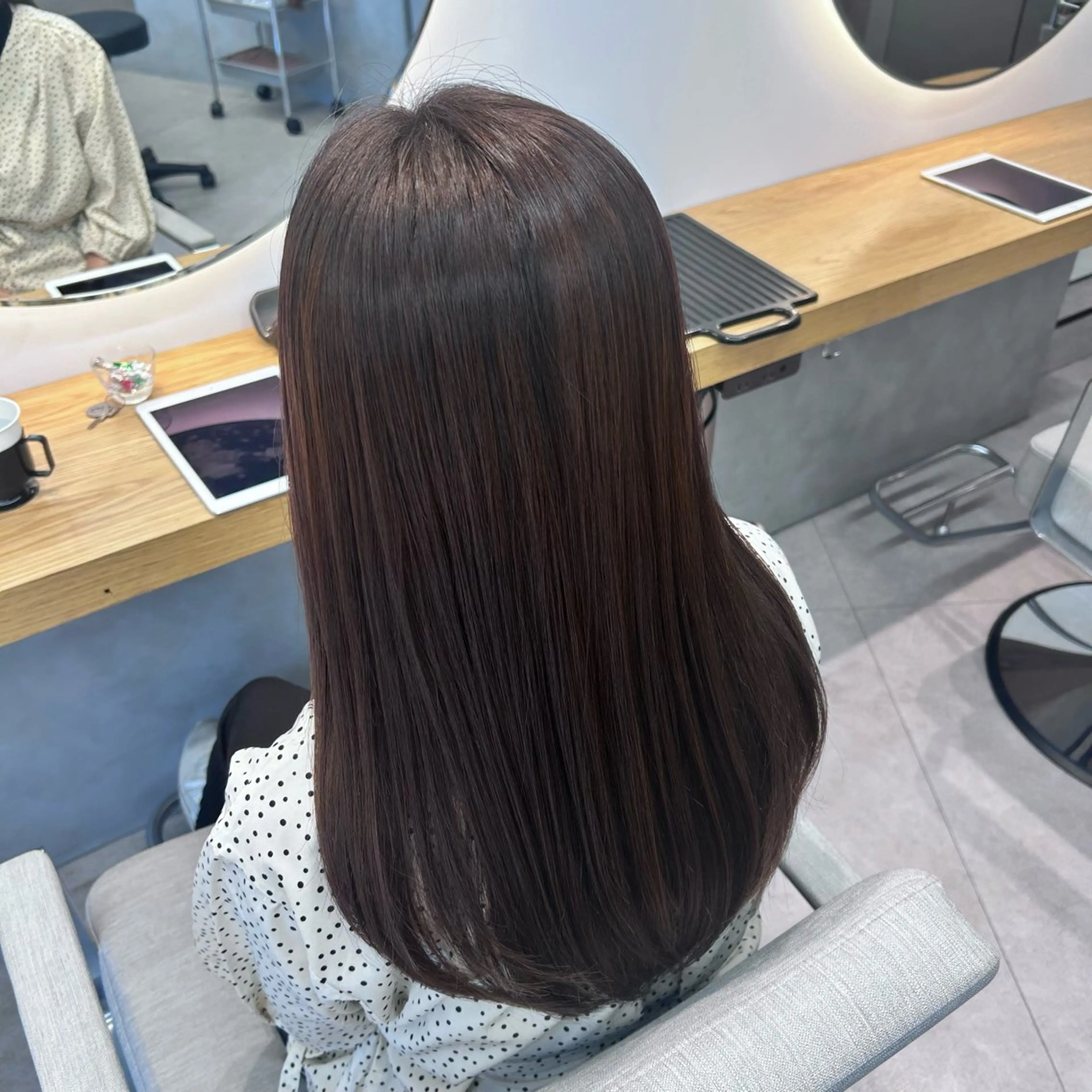 ロング カラー ブラウンカラー ピンクカラー ピンクブラウン カット ヘアカラー トリートメント ルネ北千住店 Rinoのヘアスタイル