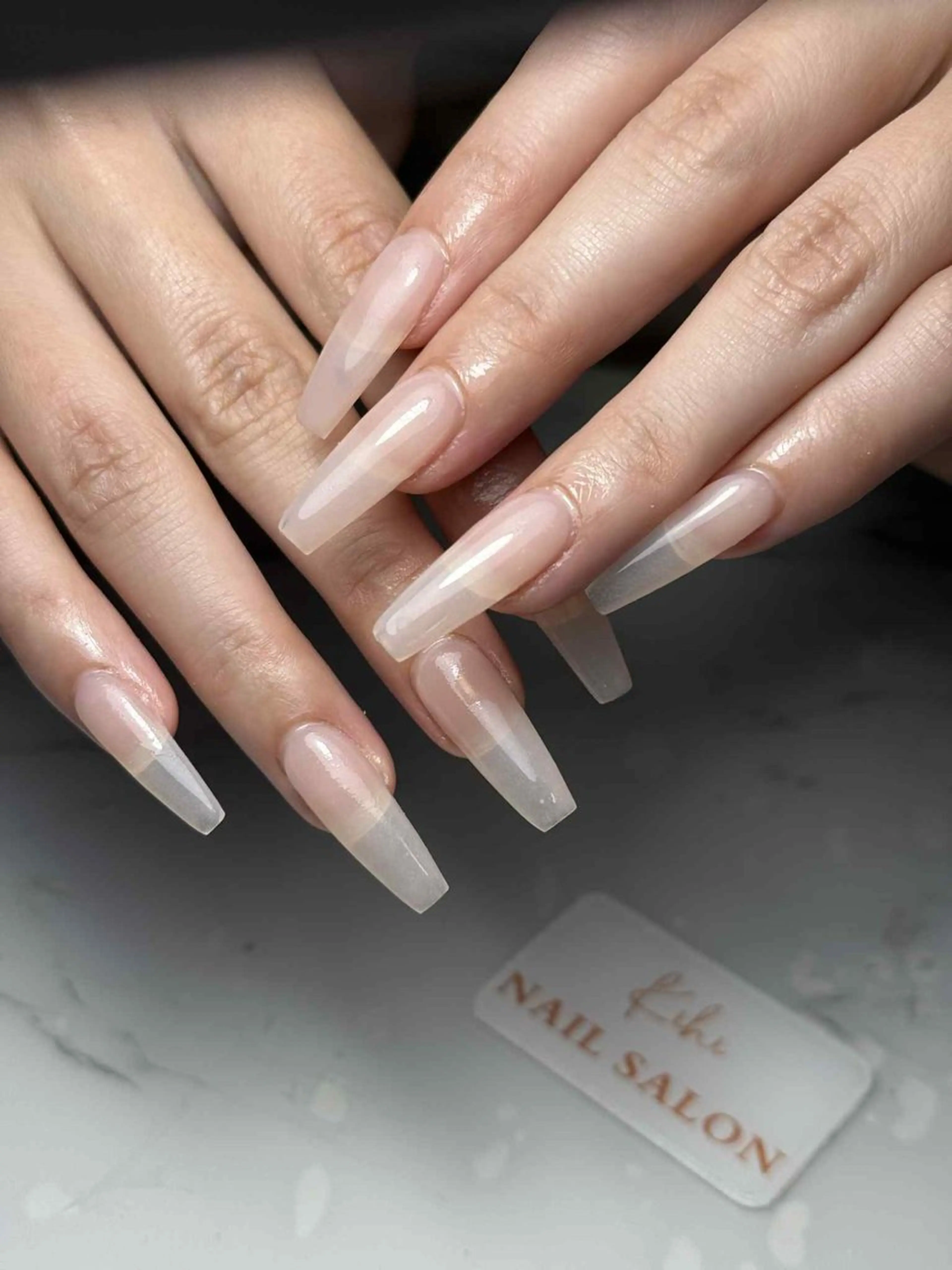 ネイル アートネイル フレンチネイル ジェルネイル グラデーション 韓国ネイル ハンドネイル ハンドケア さくら💮💮 【オフ無料】のネイルデザイン