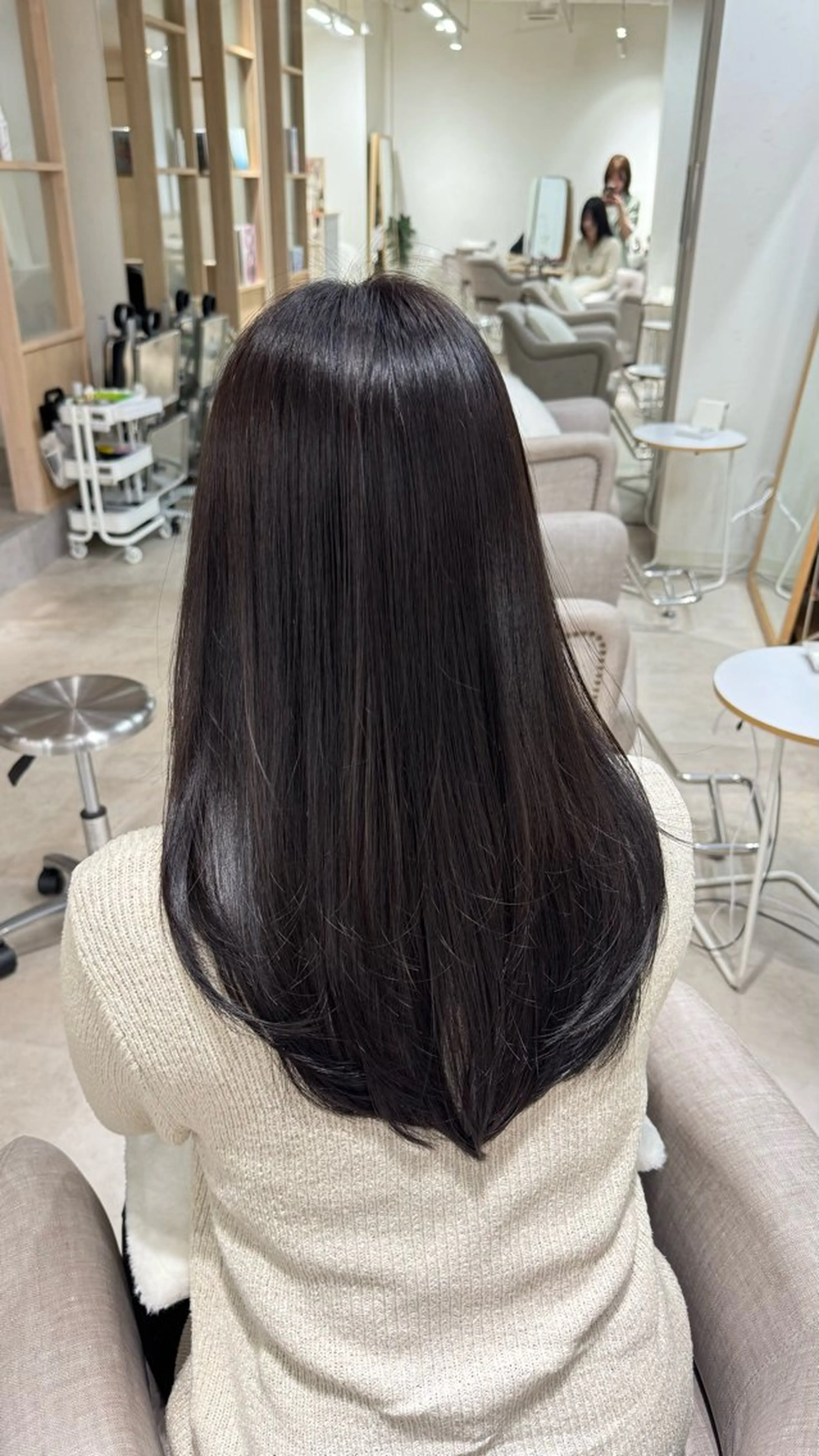 セミロング 髪質改善 トリートメント 上野 心華のヘアスタイル