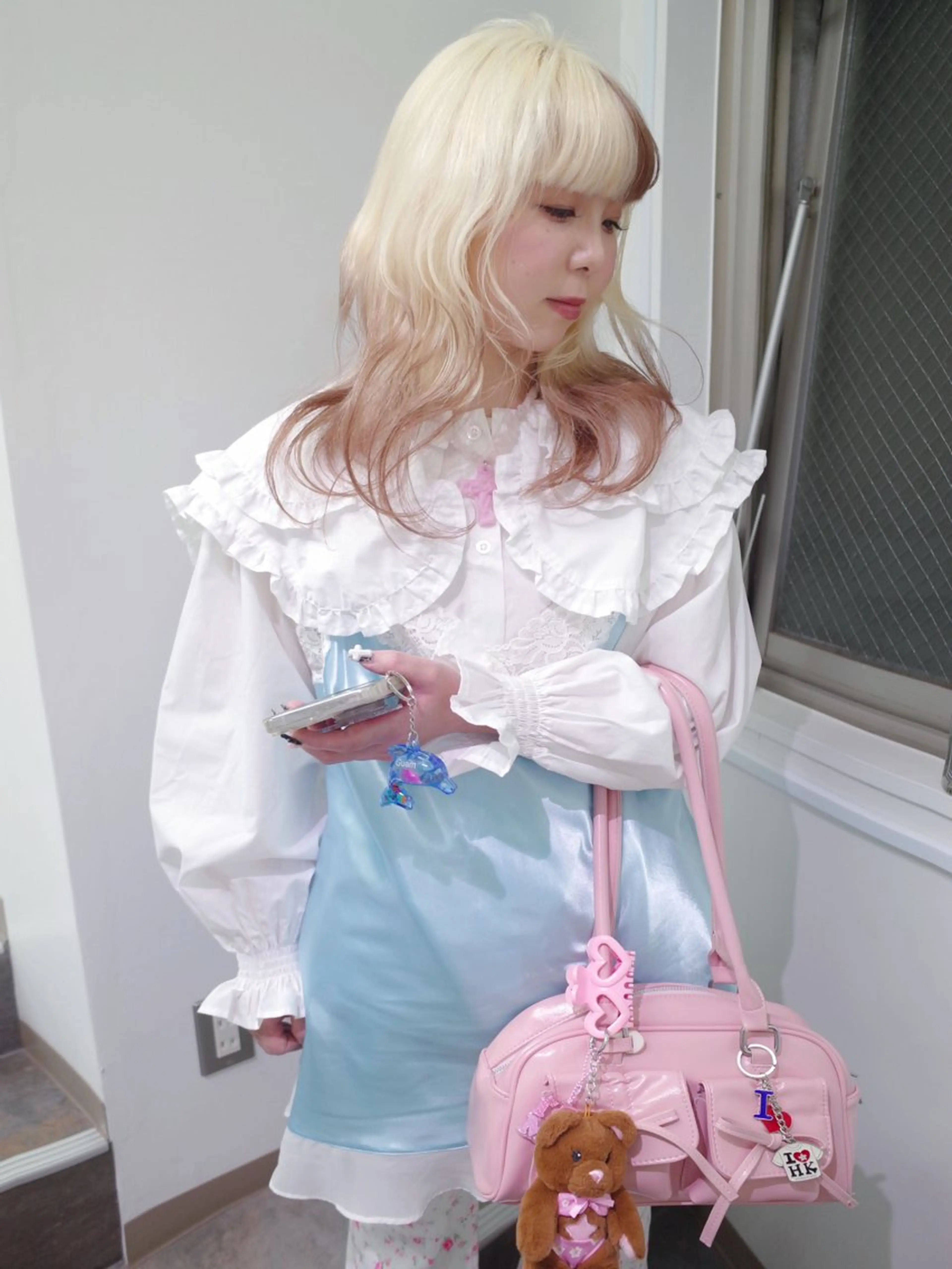 セミロング カラー IDE AYANEのヘアスタイル