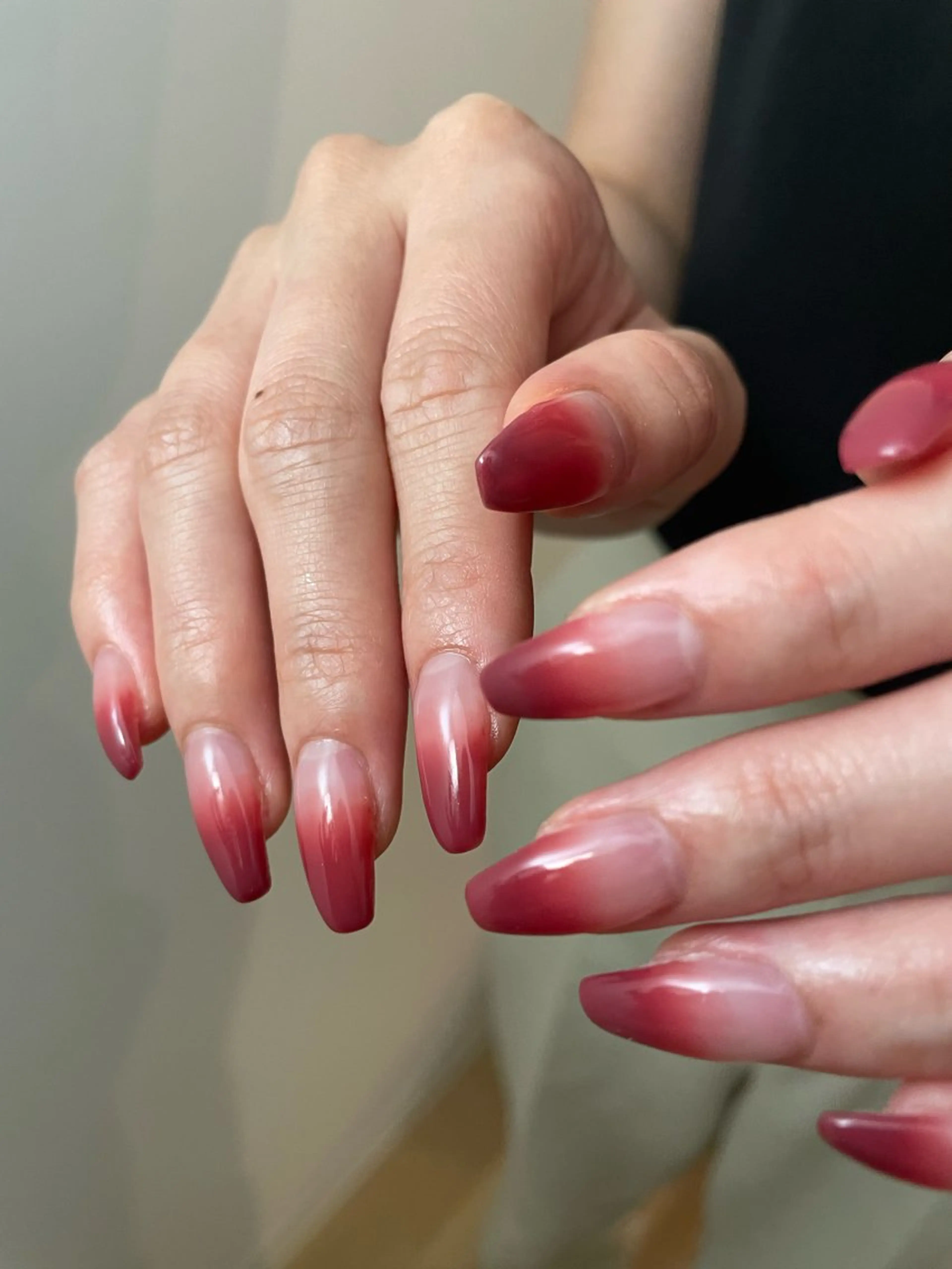 ネイル グラデーション ハンドネイル vico栄 Azusa🍓のネイルデザイン