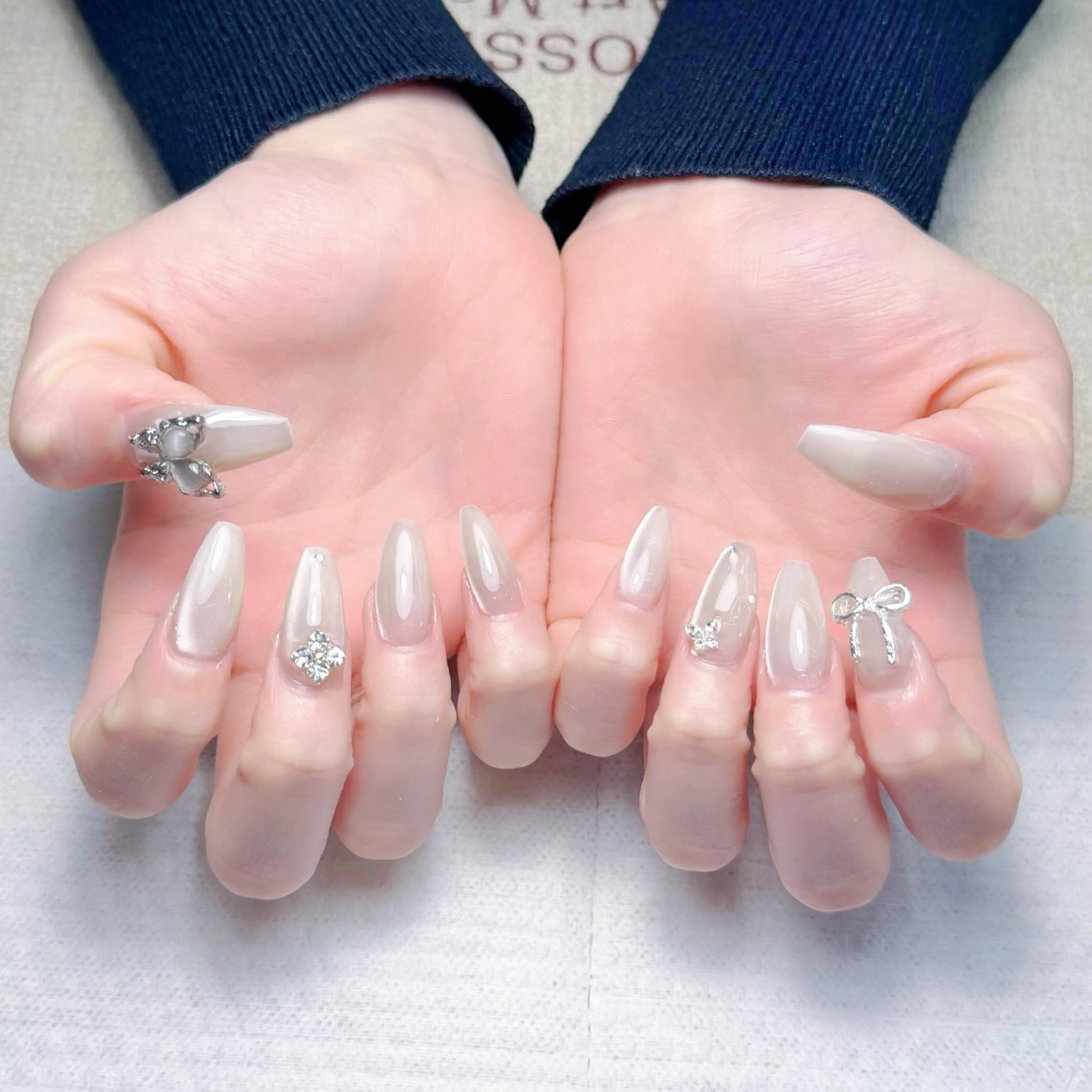 ネイル ハンドネイル いちご ちゃんのネイルデザイン