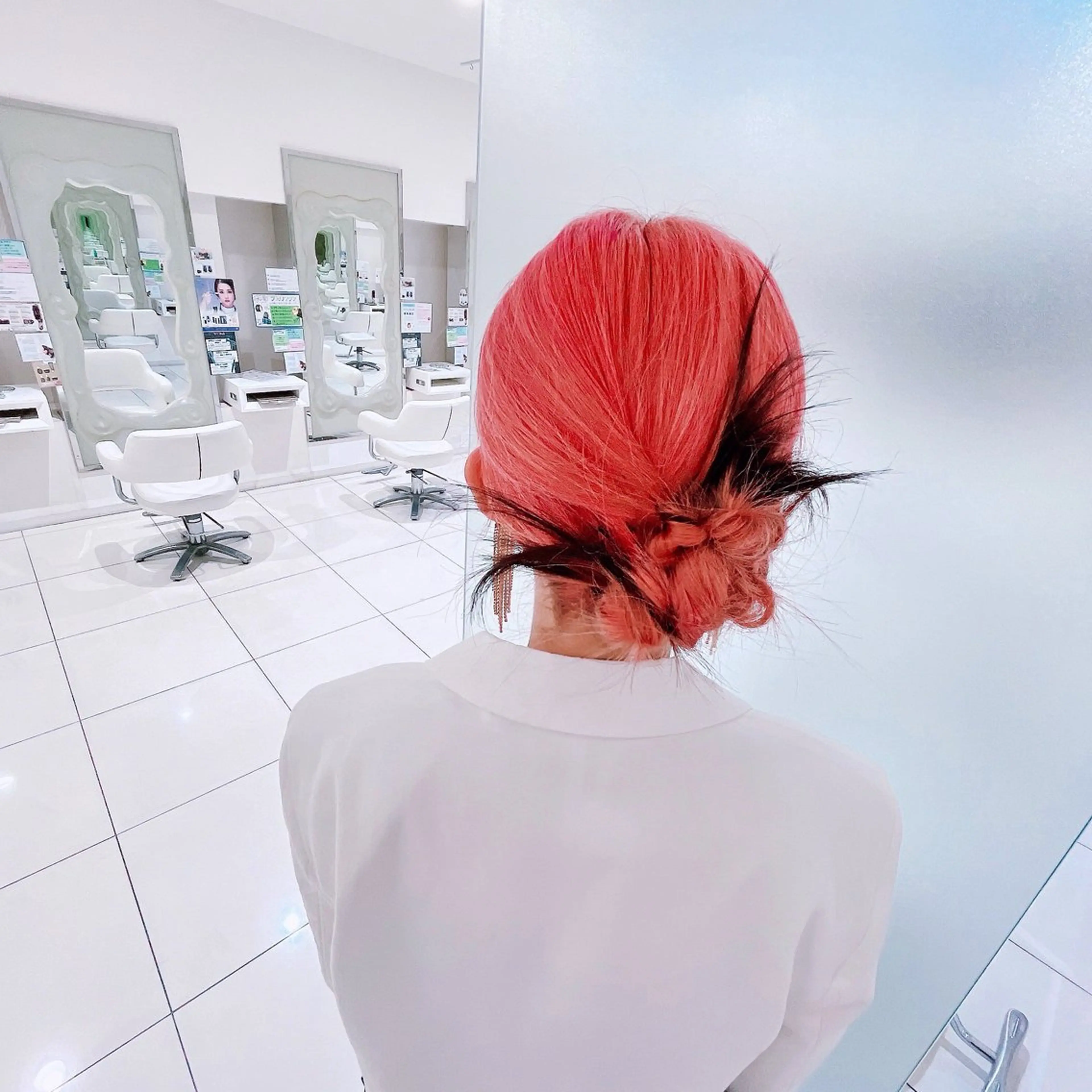 ミディアム カラー ヘアアレンジ ヘアセット 東出 レイ🕊のヘアスタイル