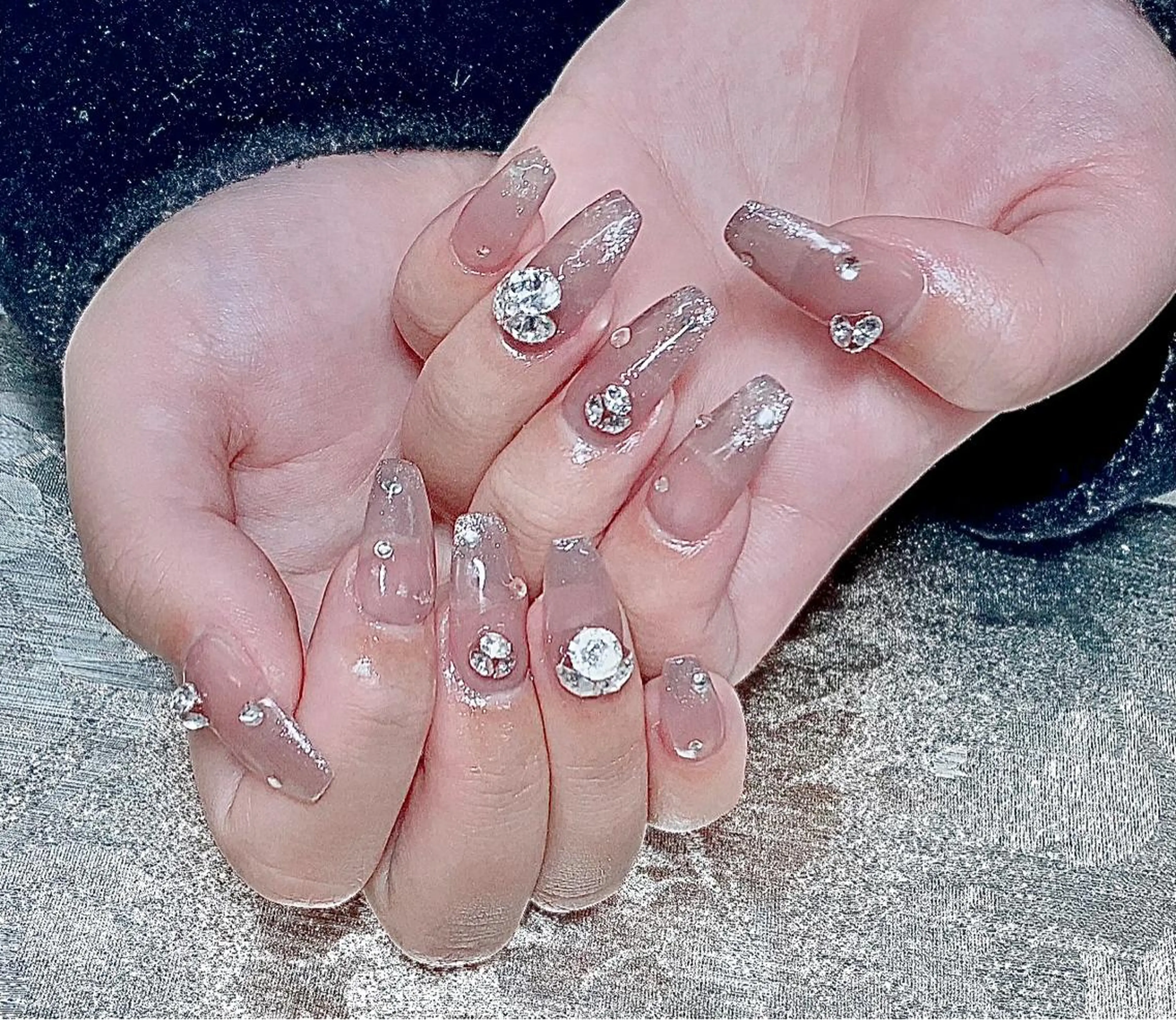 ネイル I-nailロング /ワンホン/キラキラのネイルデザイン