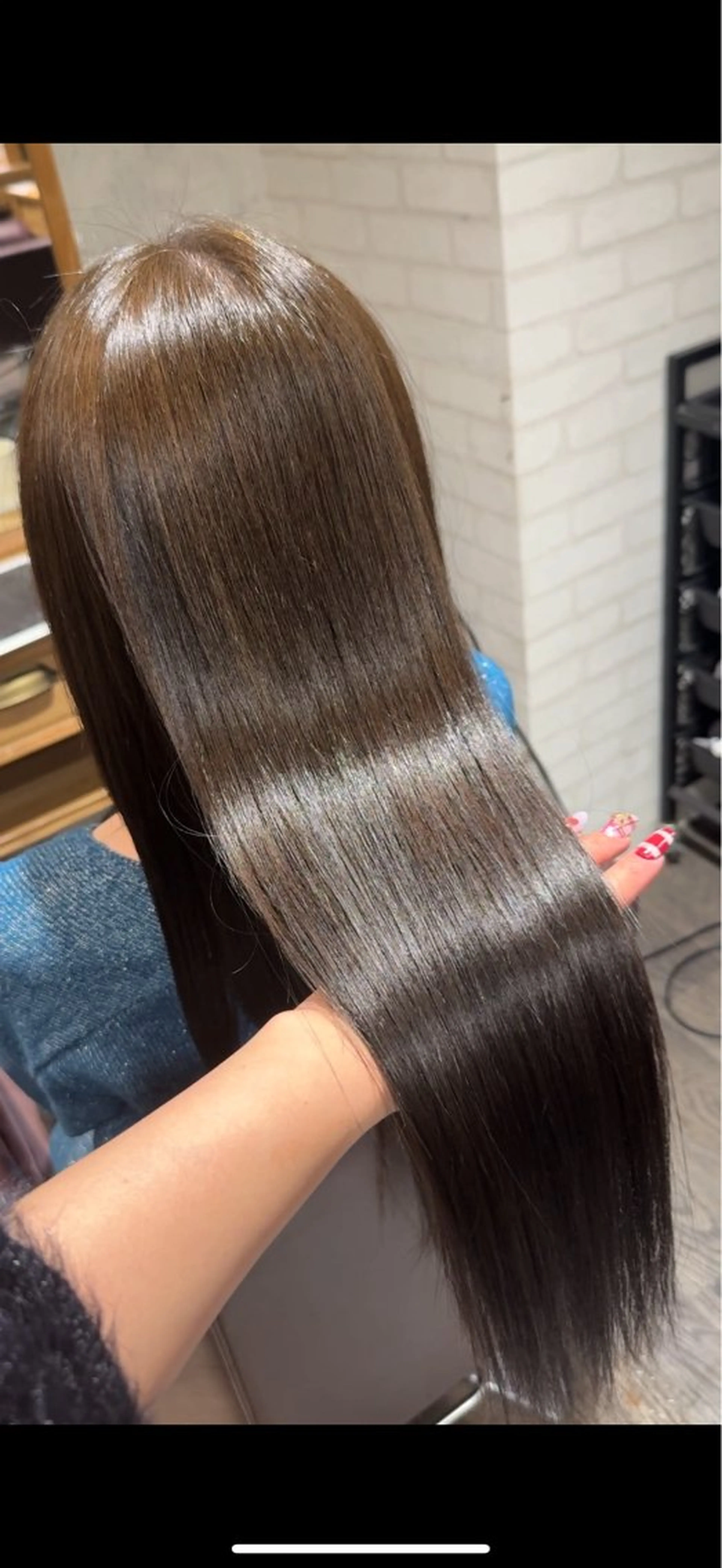 ロング カラー ヘアカラー トリートメント Afinar  乃空（ノア）のヘアスタイル