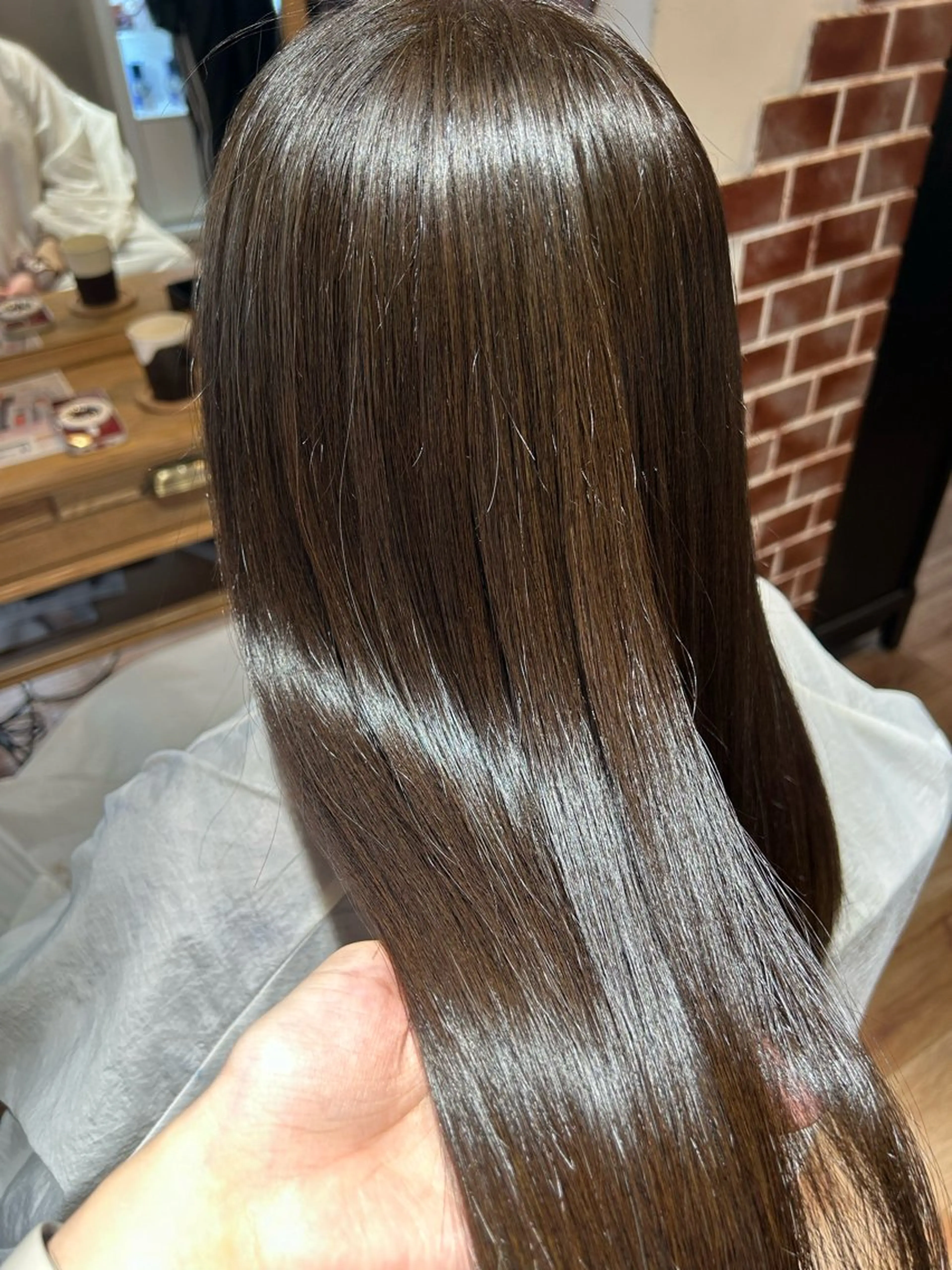 ミディアム 巽 愛夏のヘアスタイル