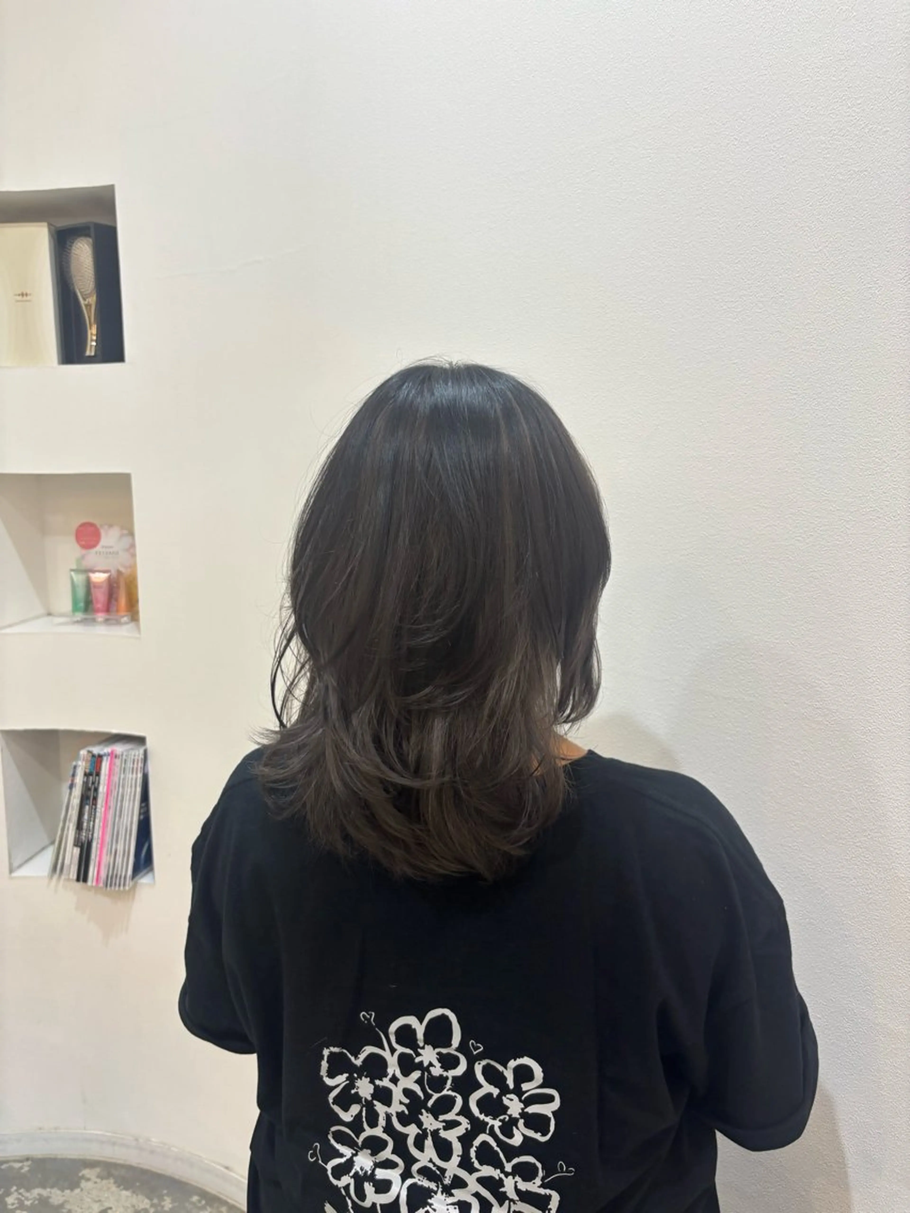 ミディアム 佐藤 優里のヘアスタイル