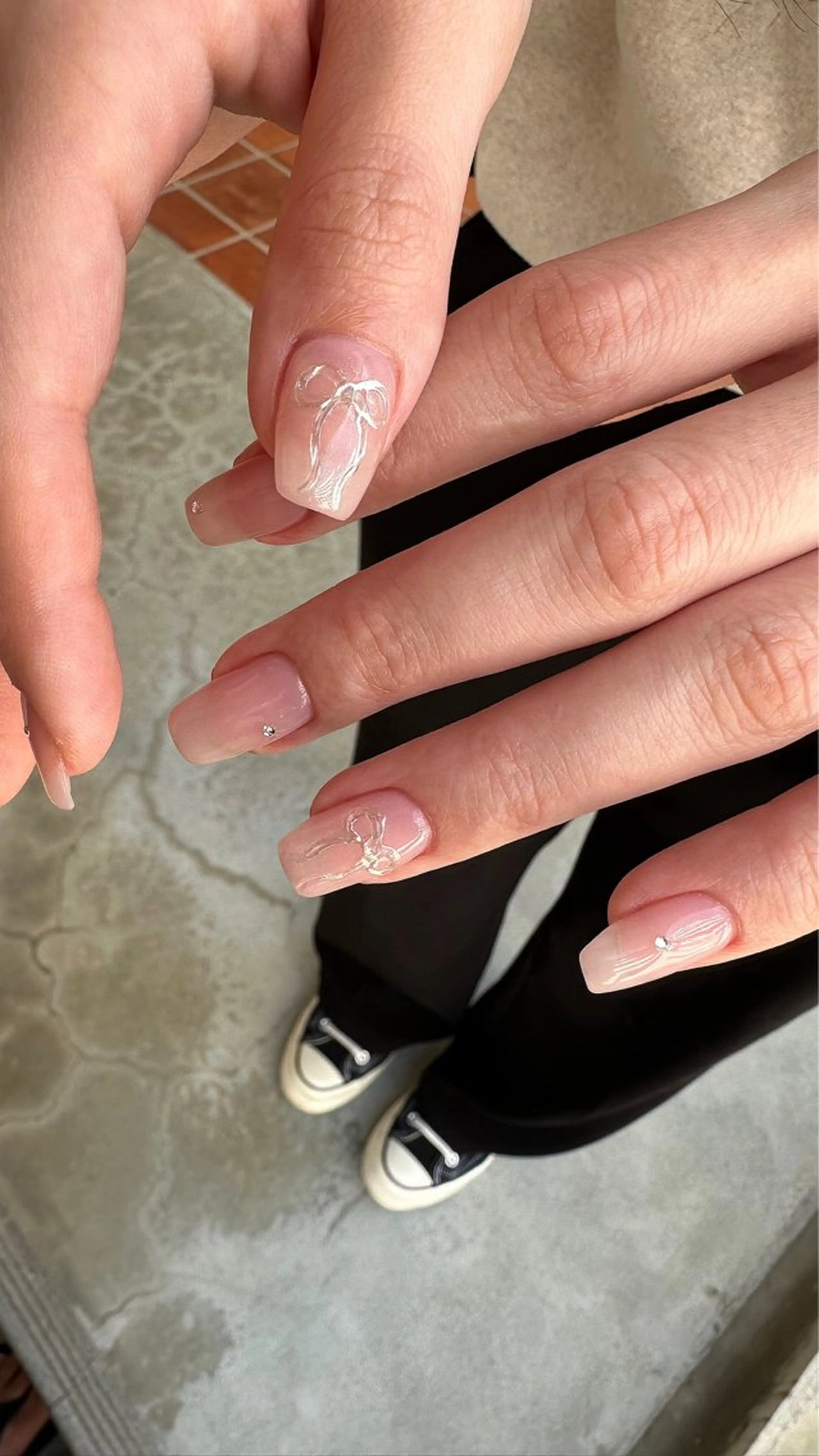 ネイル 韓国ネイル リボン シンプルネイル ストーンネイル ハンドネイル nail campのネイルデザイン